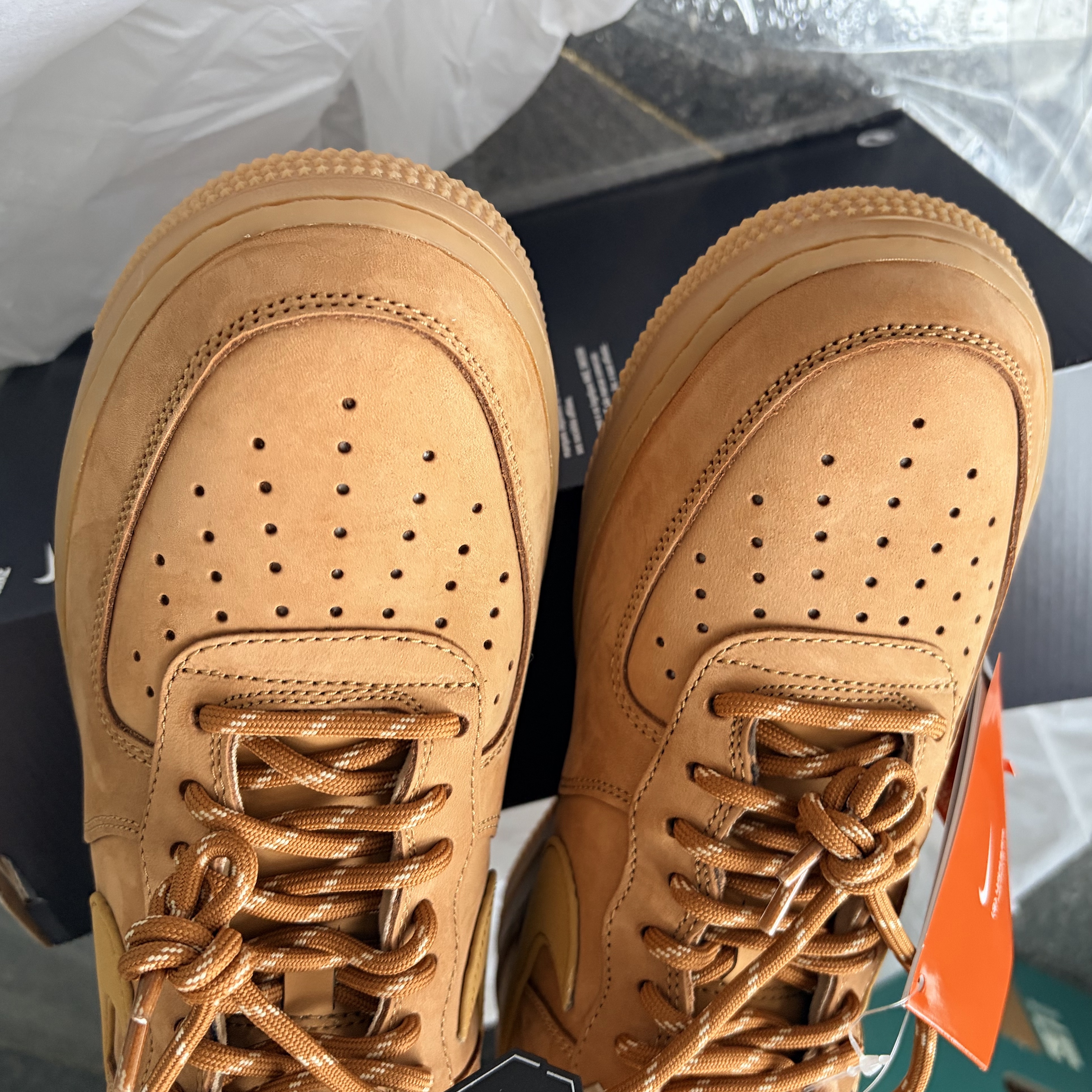 (W) Nike Air Force 1 '07 WB Flax Wheat 착용 스타일 - 2