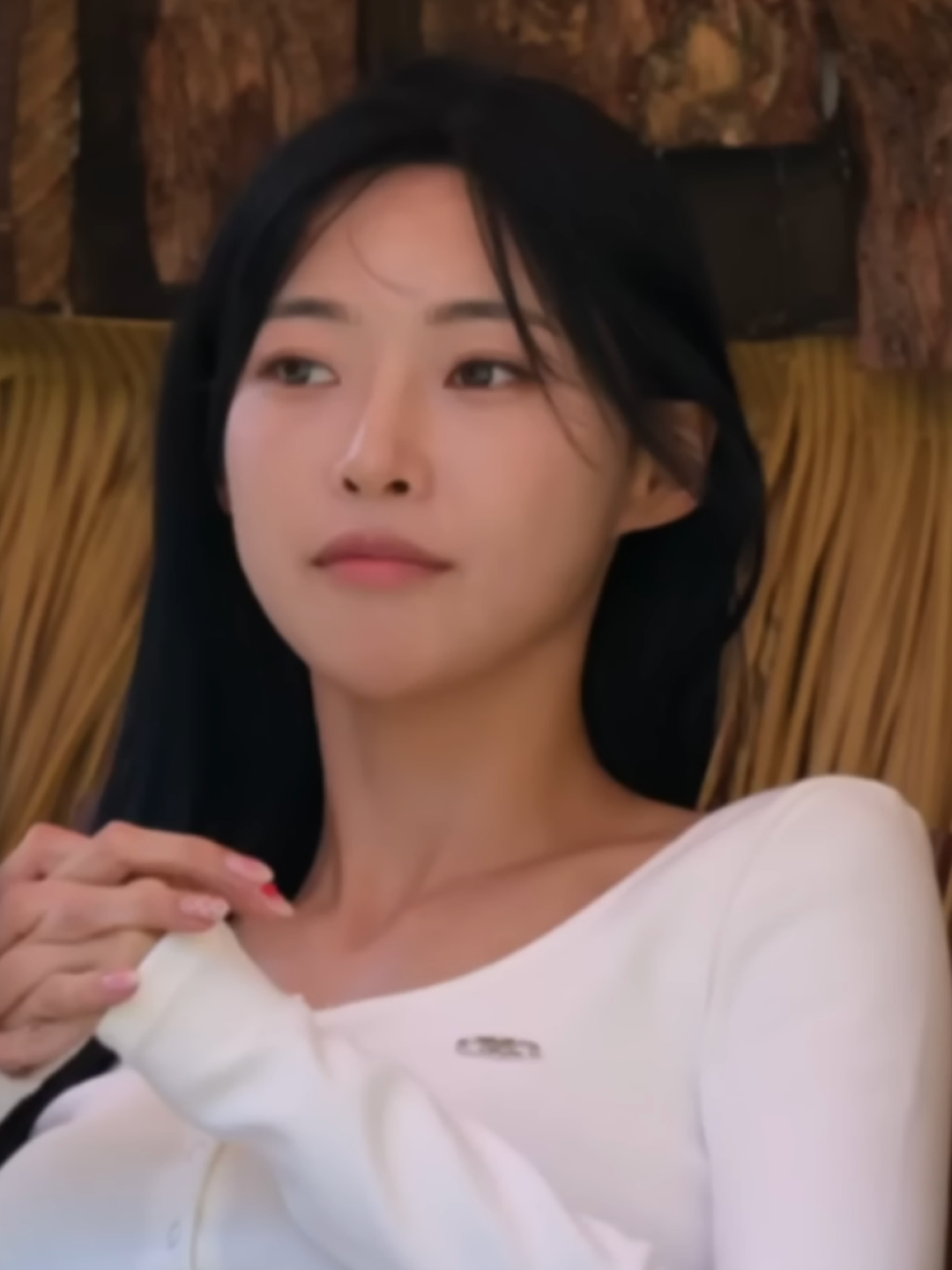 (W) Avavav Smock Cocktail Dress Blue Yellow, BORN TO WIN Velour Slim Fit Hoodie Brown 착용 스타일 - 4