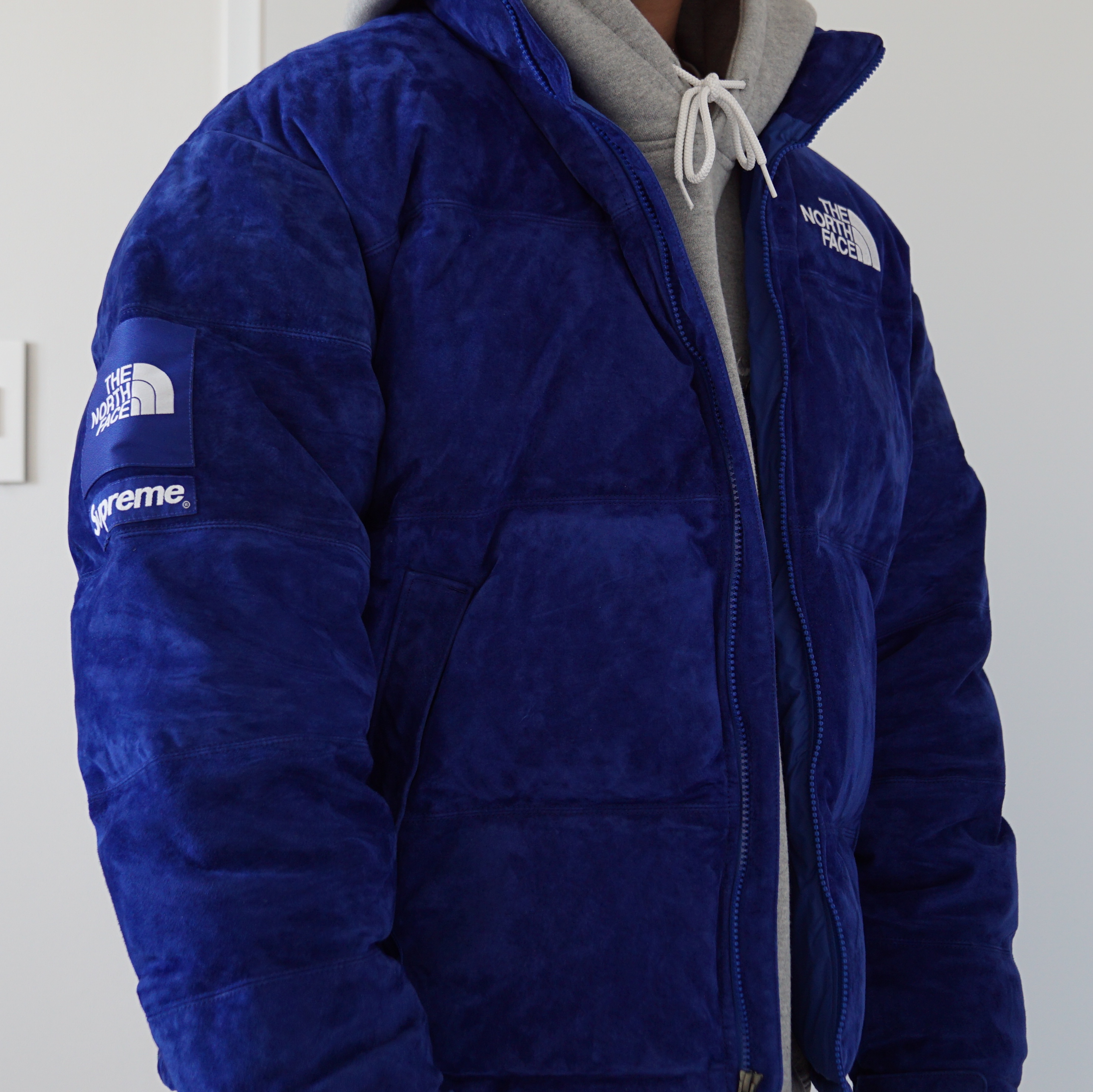Supreme x The North Face Suede Nuptse Jacket Blue - 23FW 착용 스타일 - 1
