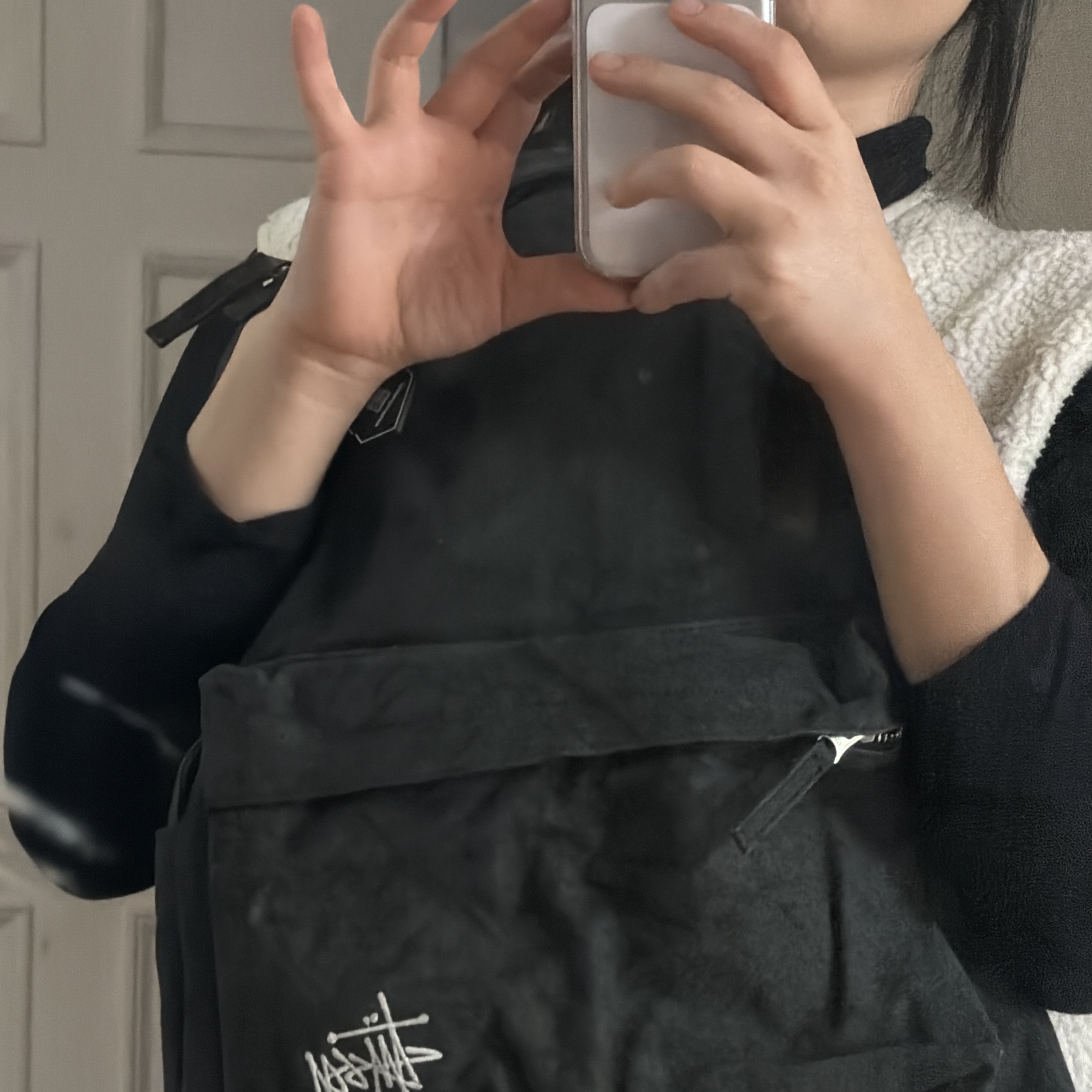 Stussy Canvas Backpack Washed Black 착용 스타일