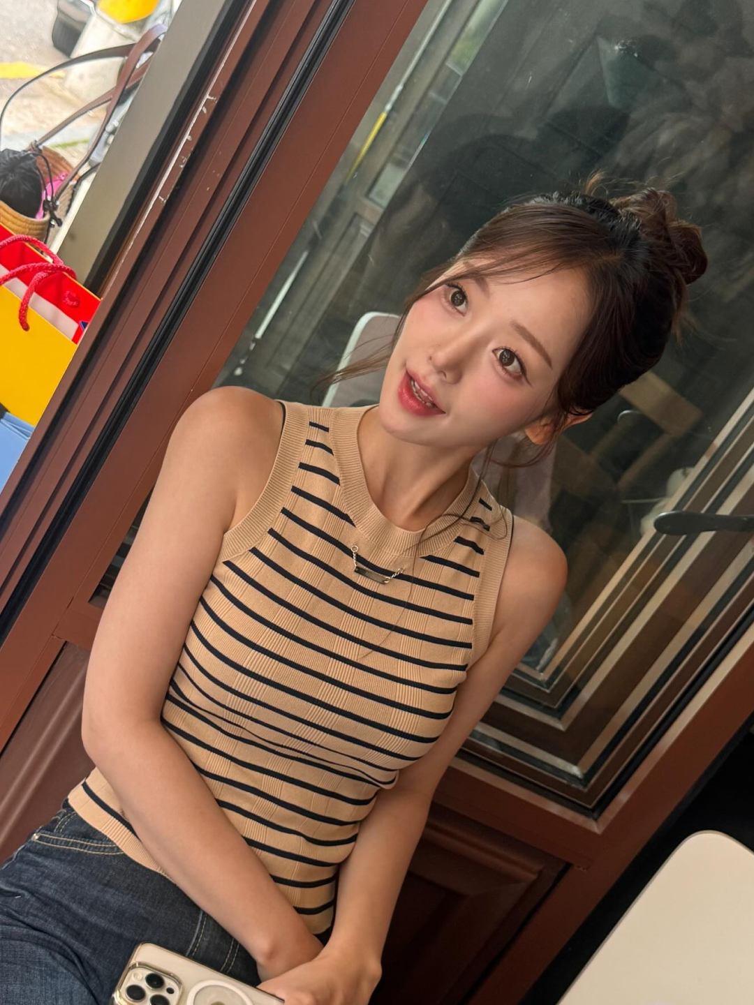 Celine Large Cabas Thais in Textile with Triomphe Canvas Print and Calfskin White, Dior Medium C'est Dior Bag CD Embossed Calfskin Black 착용 스타일 - 2