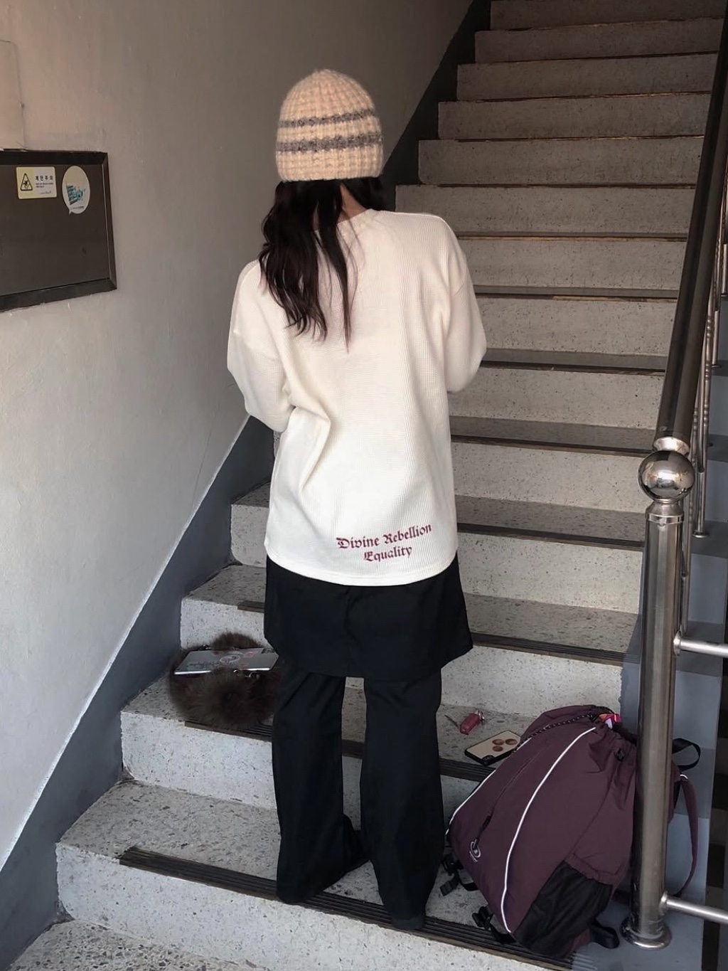 PHOS333 Divine Waffle Long Sleeved Cream, PHOS333 Divine Waffle Long Sleeved Dark Brown 착용 스타일 - 5