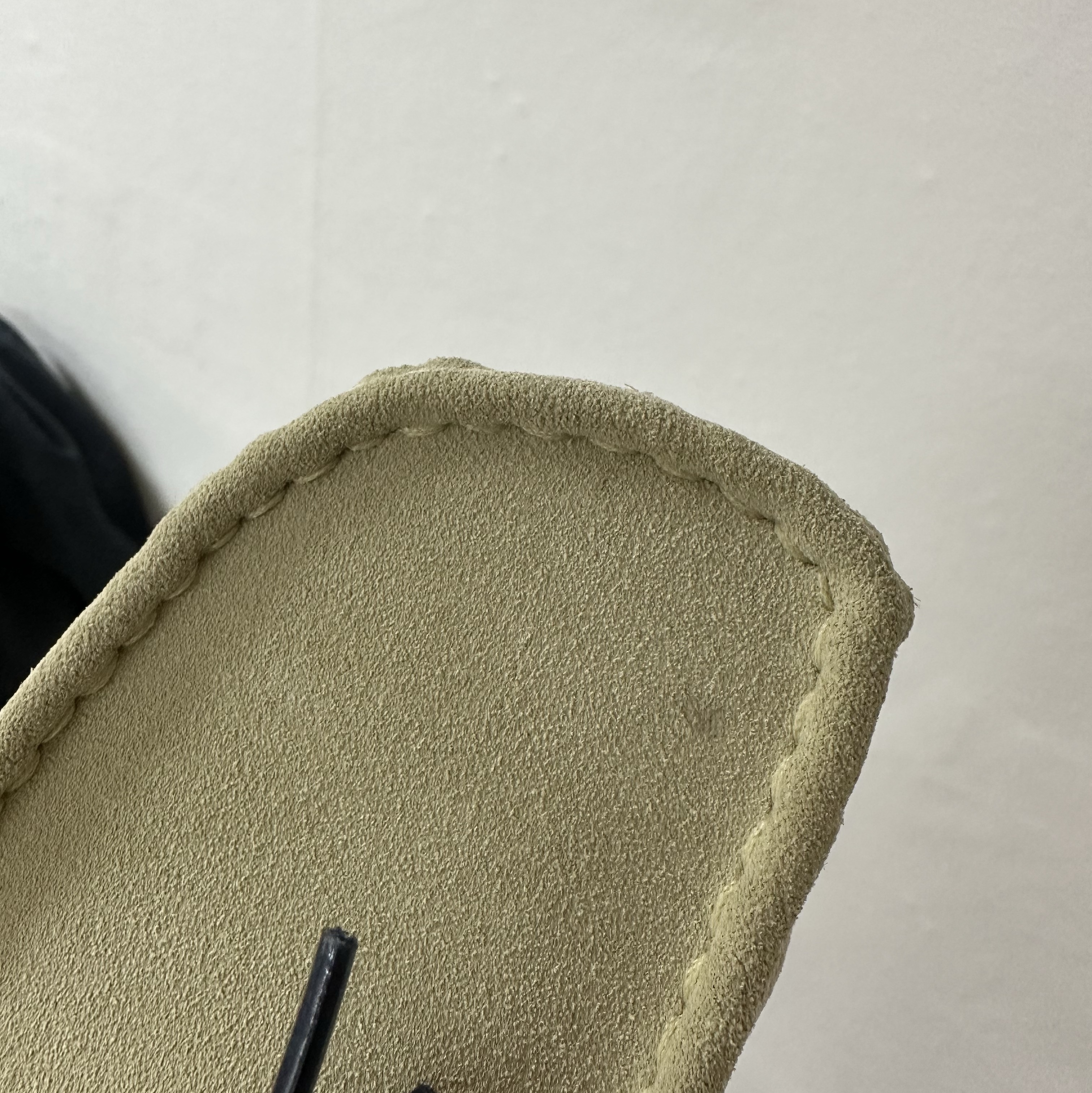 Clarks Wallabee Maple Suede 착용 스타일 - 2