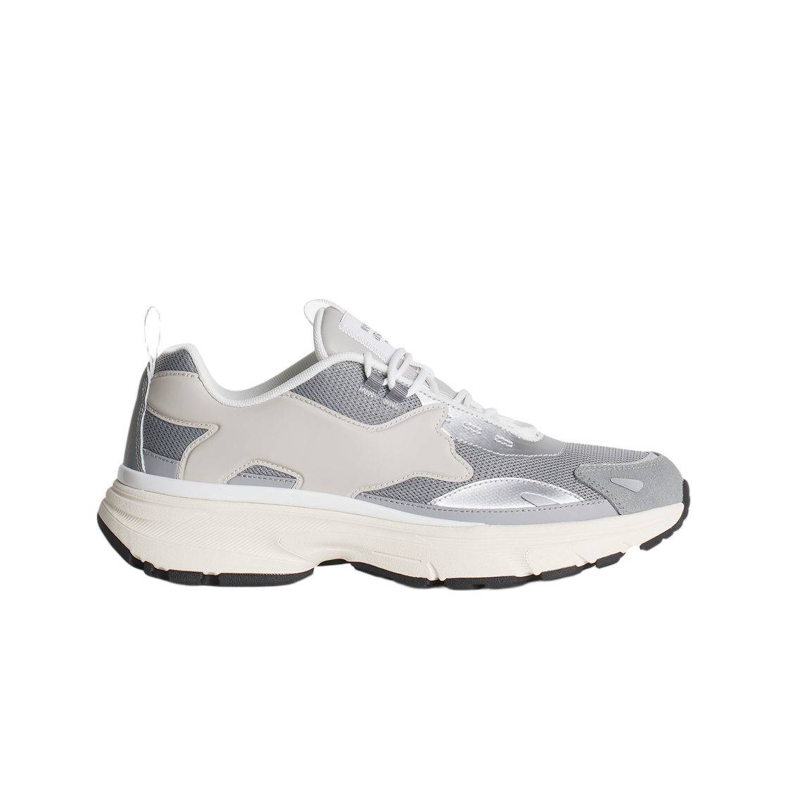 MM04803O0026-0280 Maison Kitsune Sora Runners Silver Patina Grey Latte