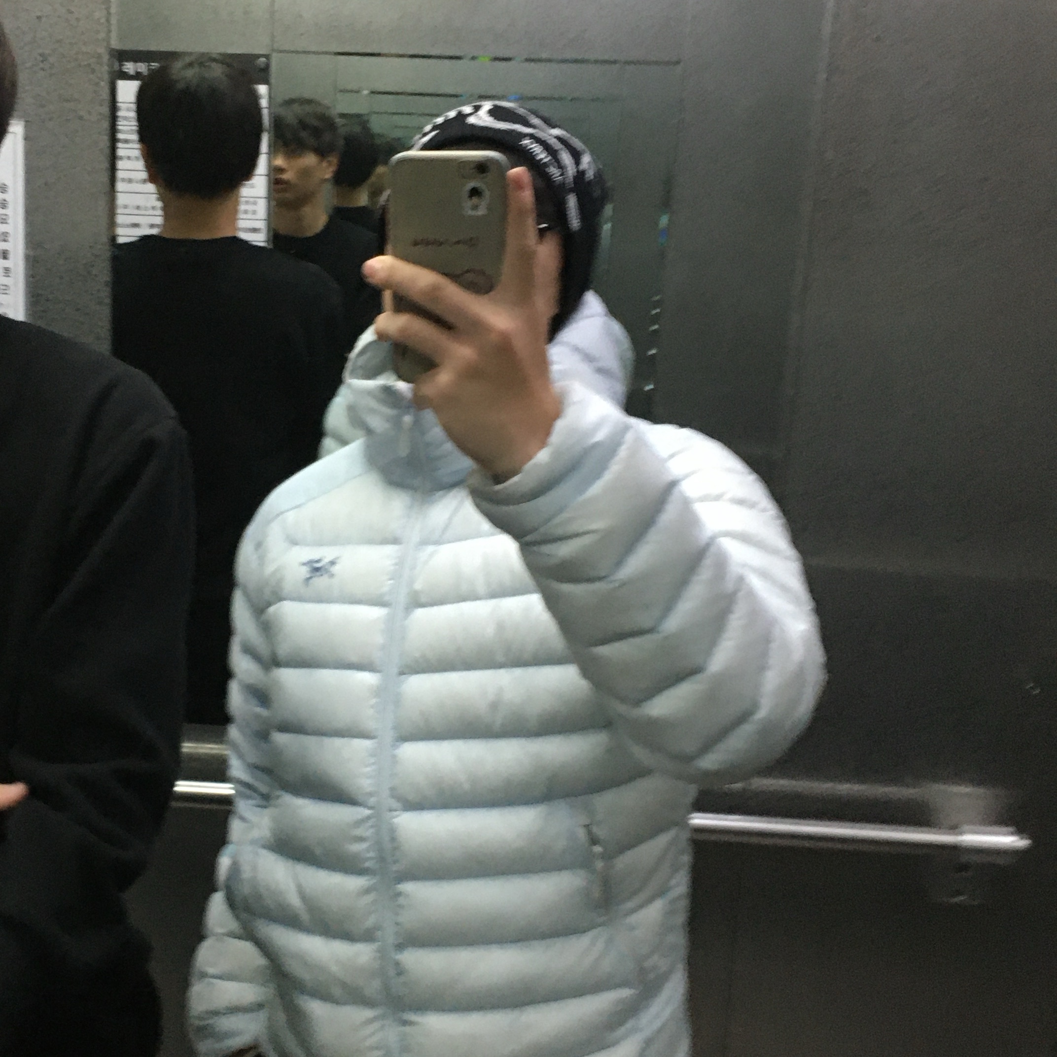 Arc'teryx Bird Head Toque Orca, Arc'teryx Cerium Hoody Daybreak 착용 스타일 - 3