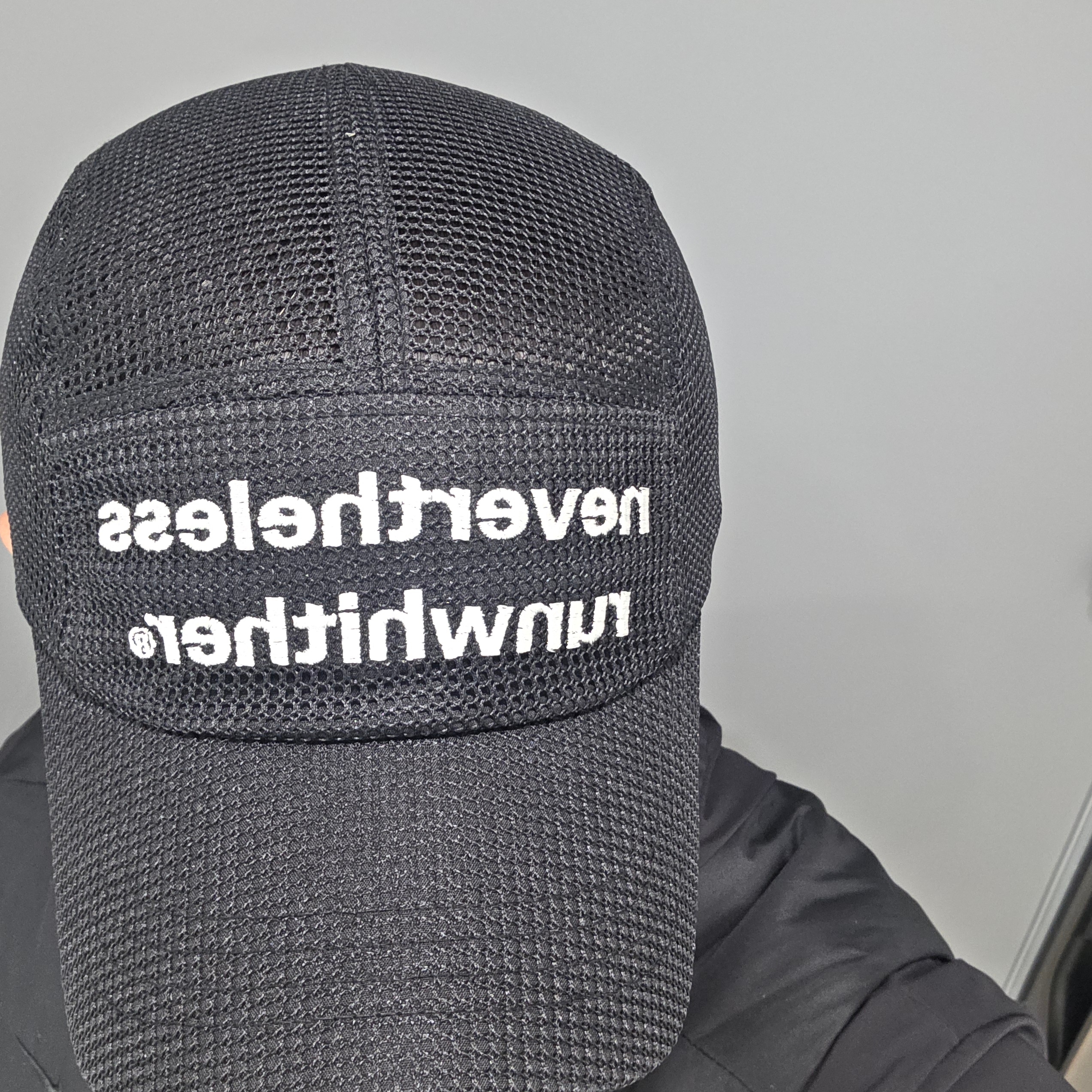 [KREAM 단독] runwhither Mesh Cap Black 착용 스타일