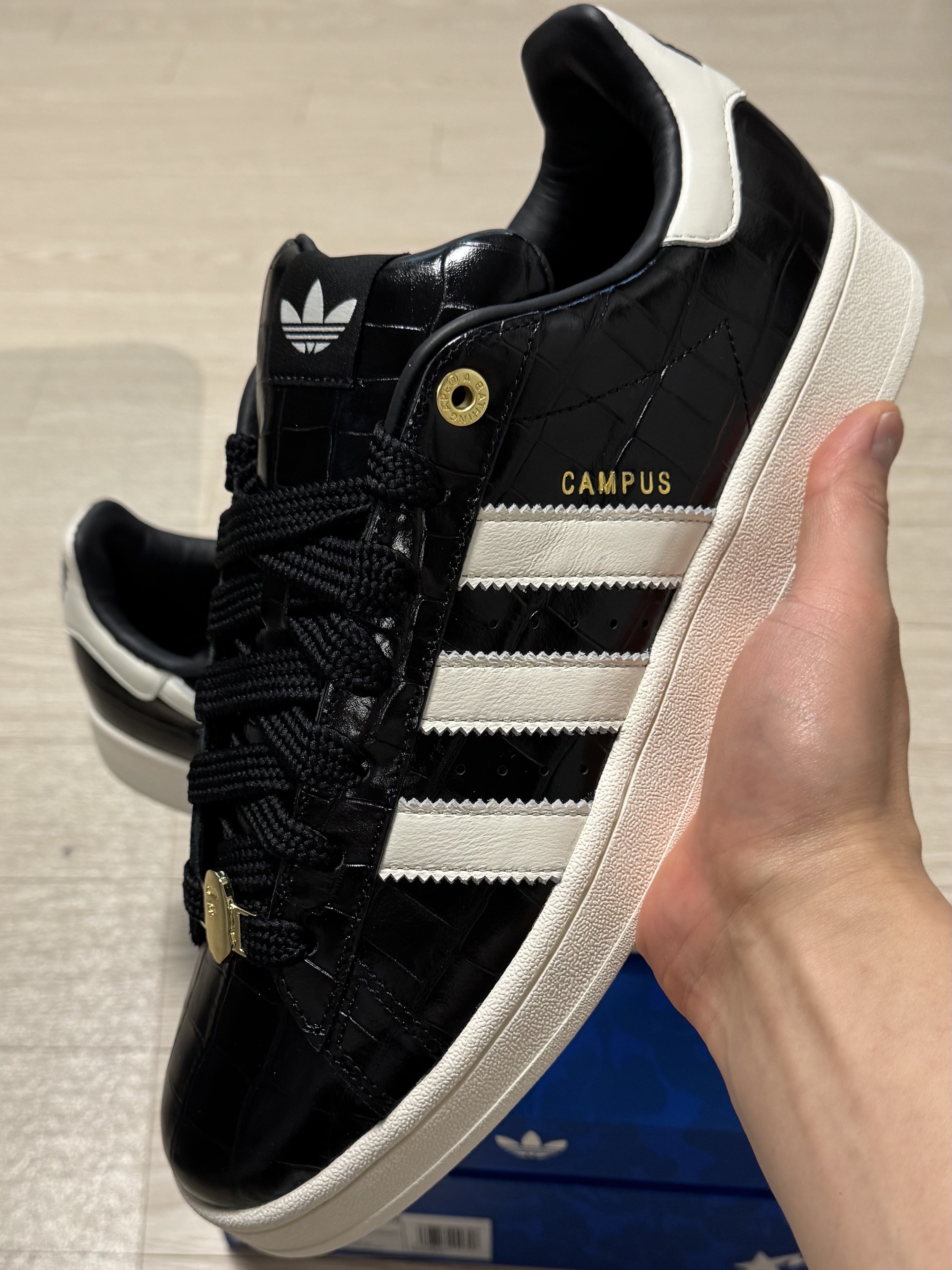 Adidas x BAPE Campus 00s Core Black Off White 착용 스타일