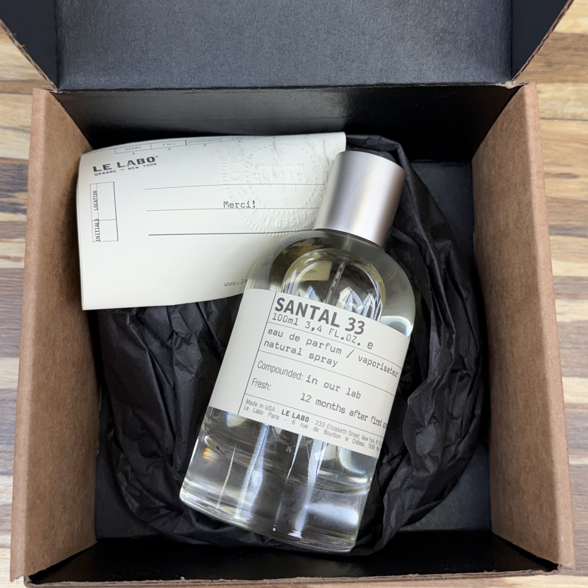 Le Labo Santal 33 Eau De Parfum 100ml 착용 스타일 - 2