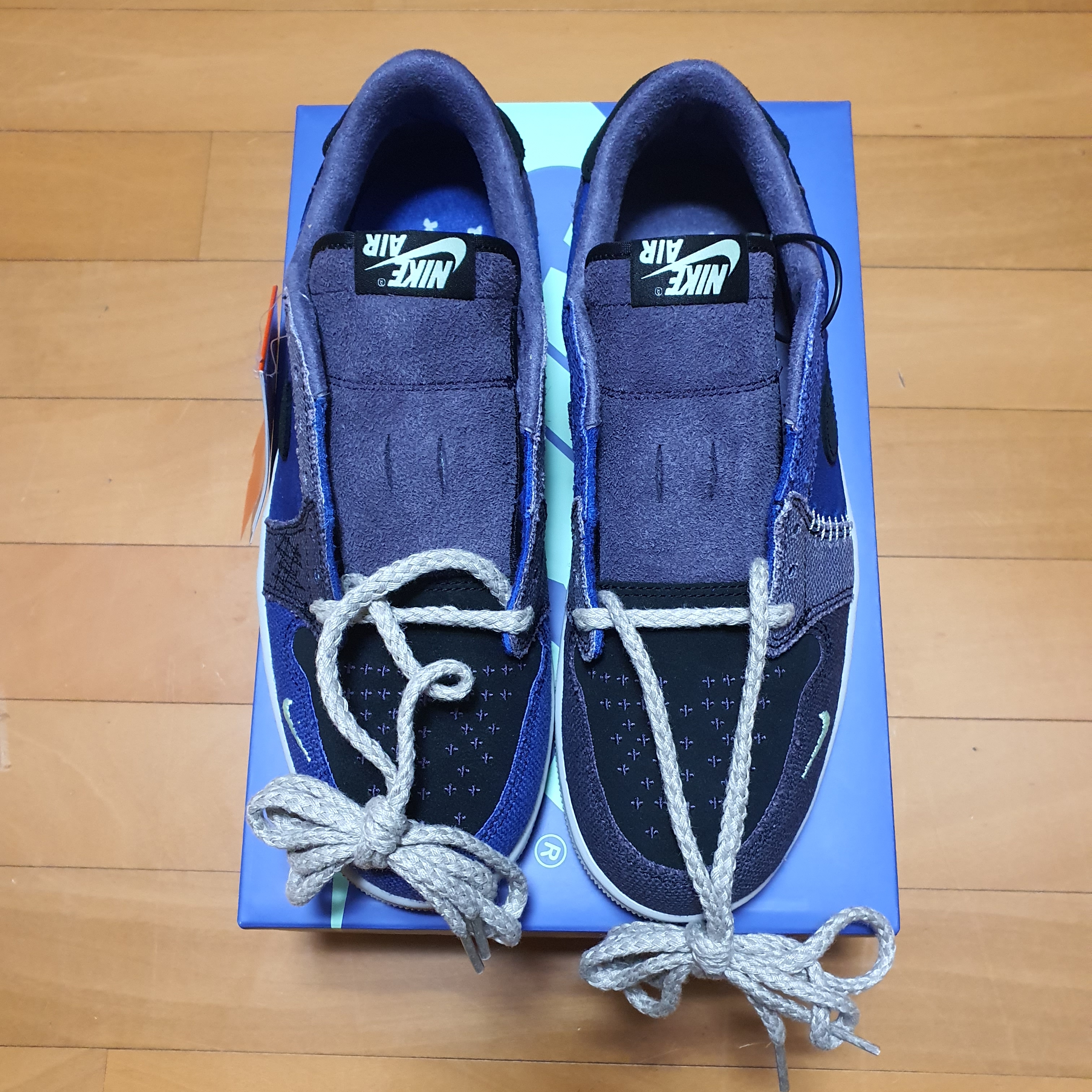Jordan 1 x Zion Williamson Retro Low OG Regency Purple and Dark Raisin 착용 스타일