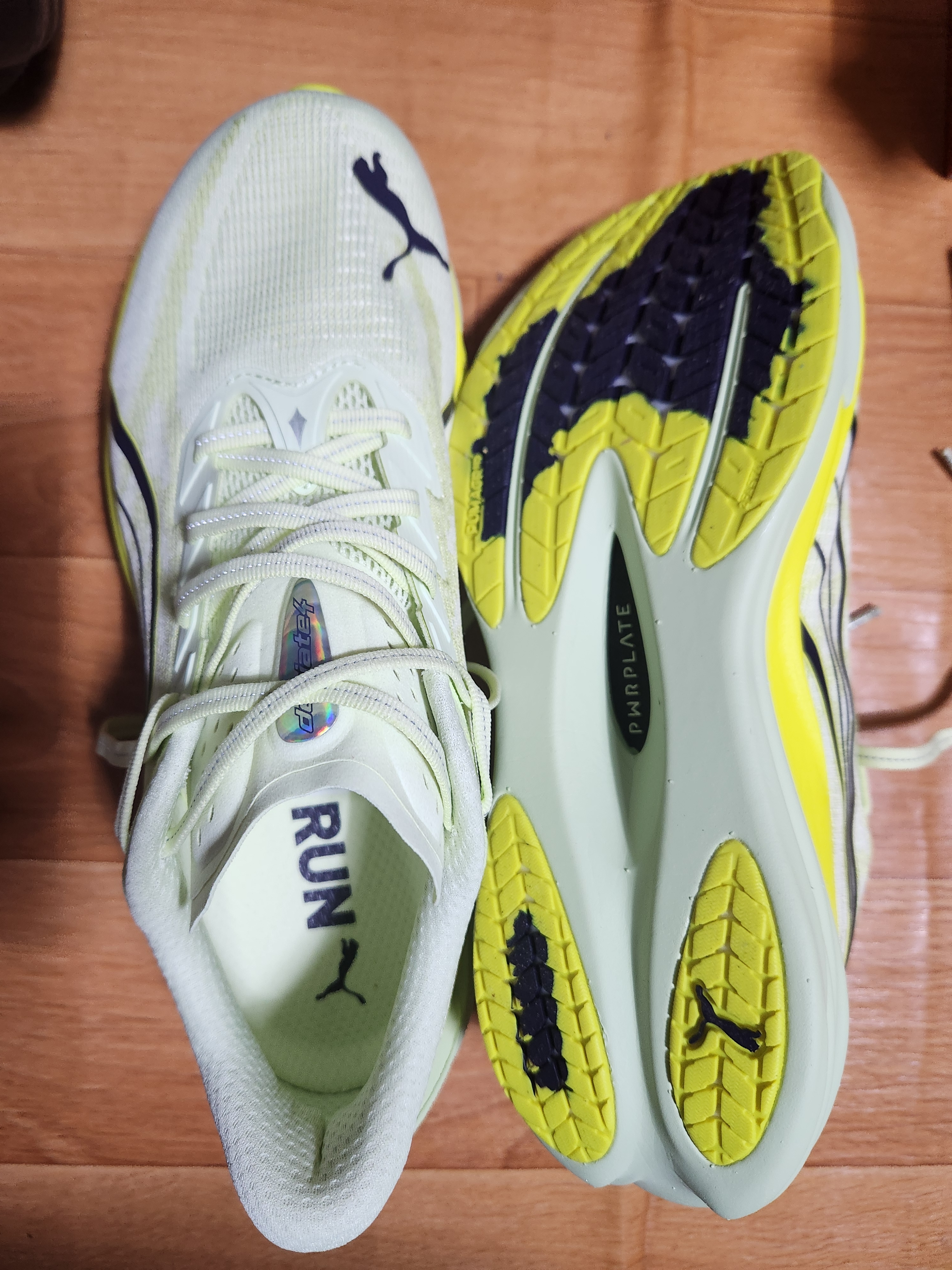 Puma Deviate Nitro 4 Wide Apple Spritz Lux Lime 착용 스타일