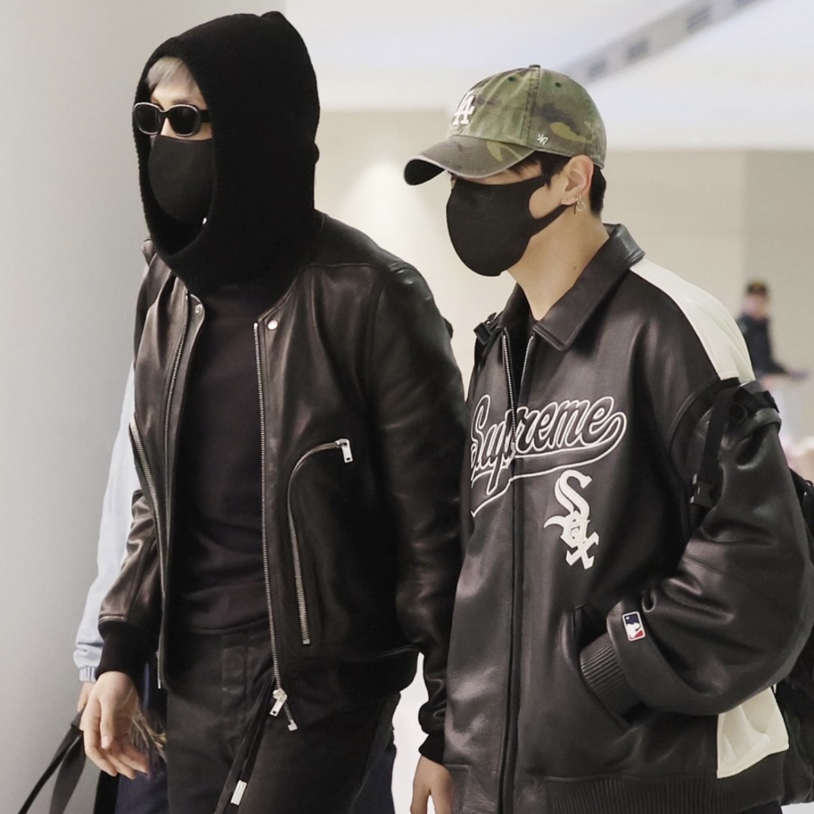Supreme x Chicago White Sox Leather Varsity Jacket Black - 25FW 착용 스타일 - 1