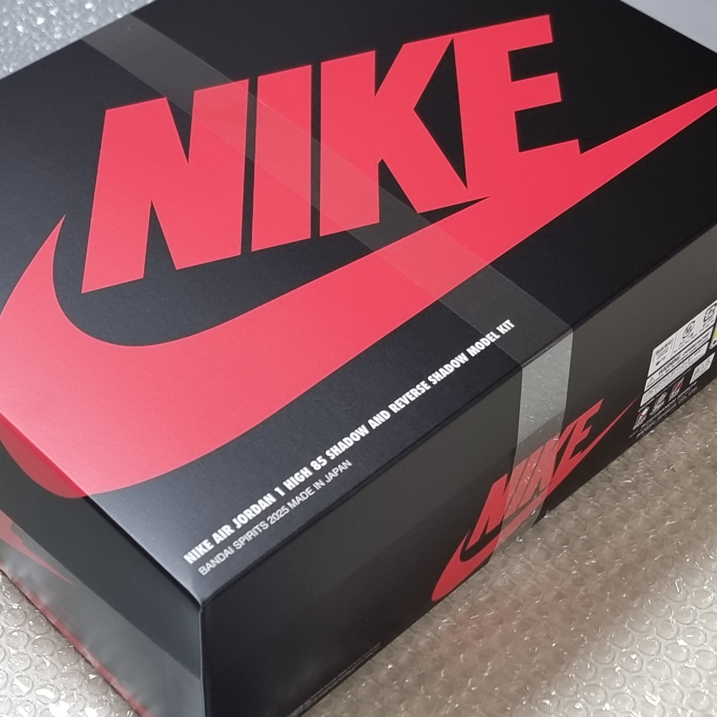Bandai Nike Air Jordan 1 High 85 Shadow and Reverse Shadow (Set of 2) 착용 스타일