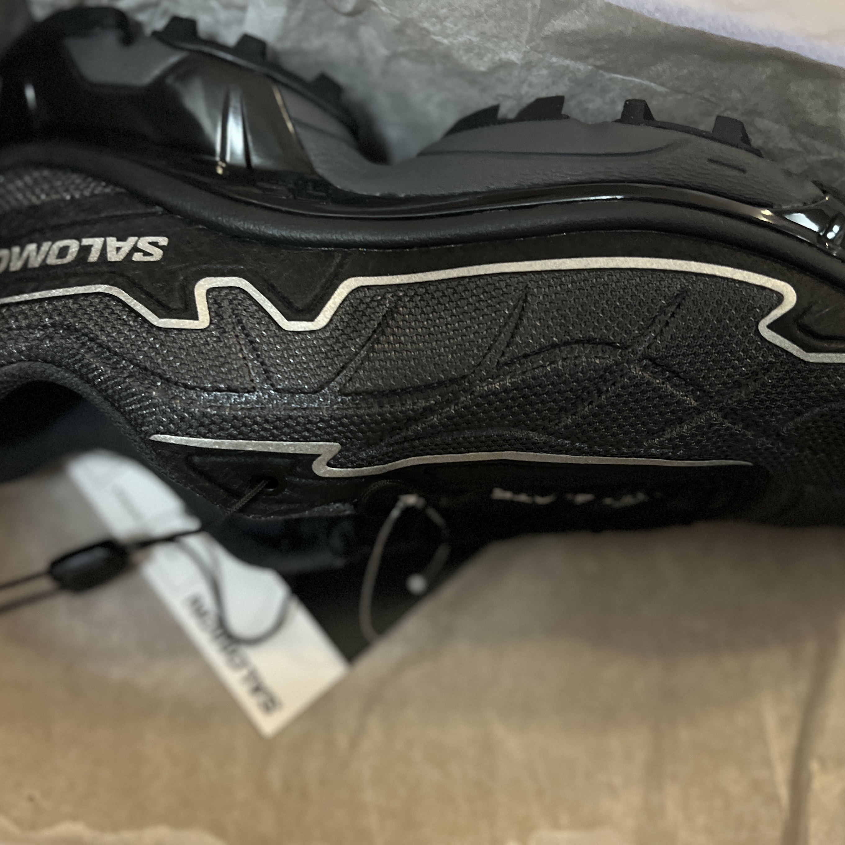 Salomon XT-Slate Black Asphalt 착용 스타일