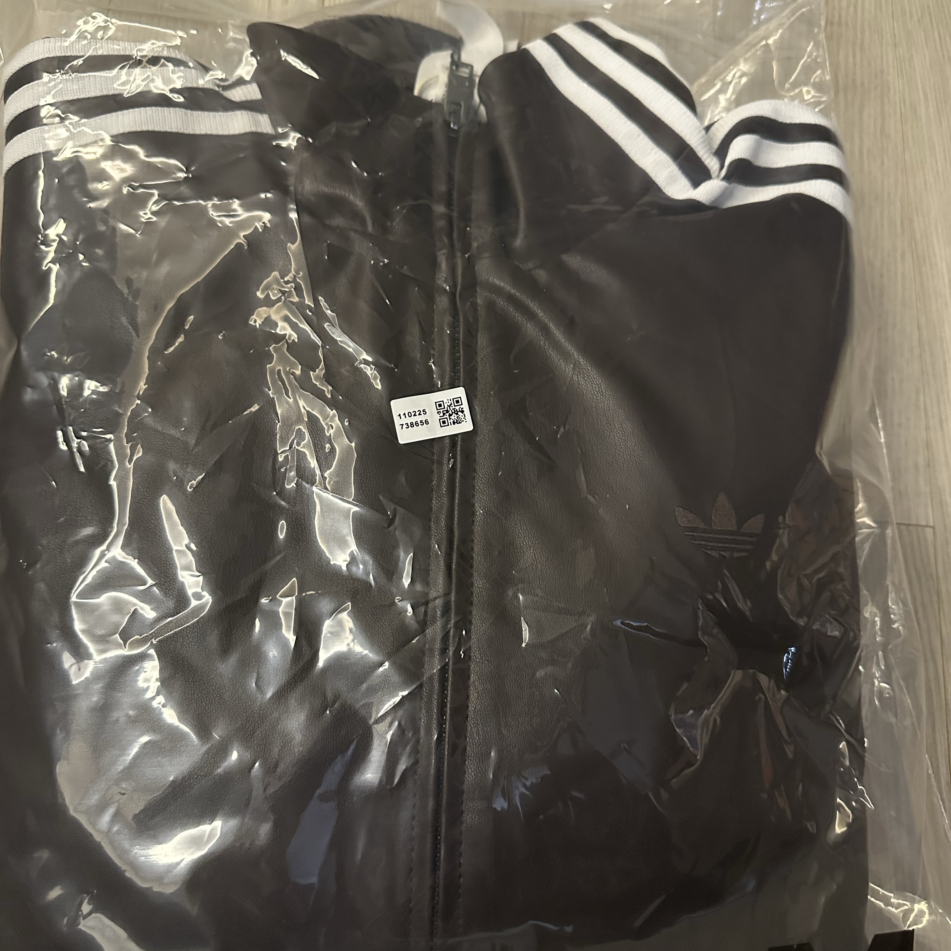 Adidas Originals Pleather 3-Stripes Track Top Aurora Coffee - KR Sizing 착용 스타일 - 1