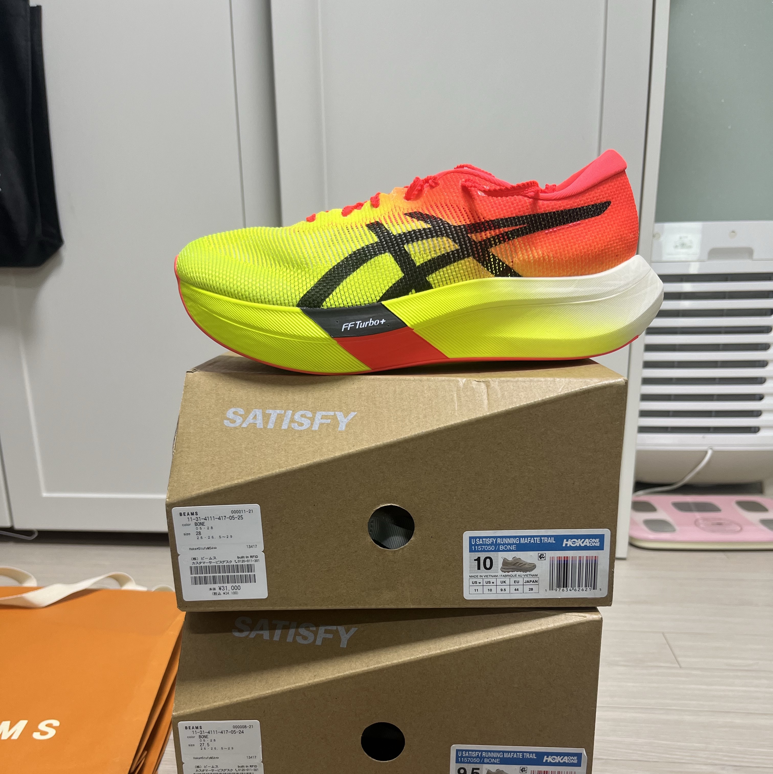 Asics Metaspeed Edge Tokyo Green Gecko Black, Norda 001/A Cinder 착용 스타일 - 4