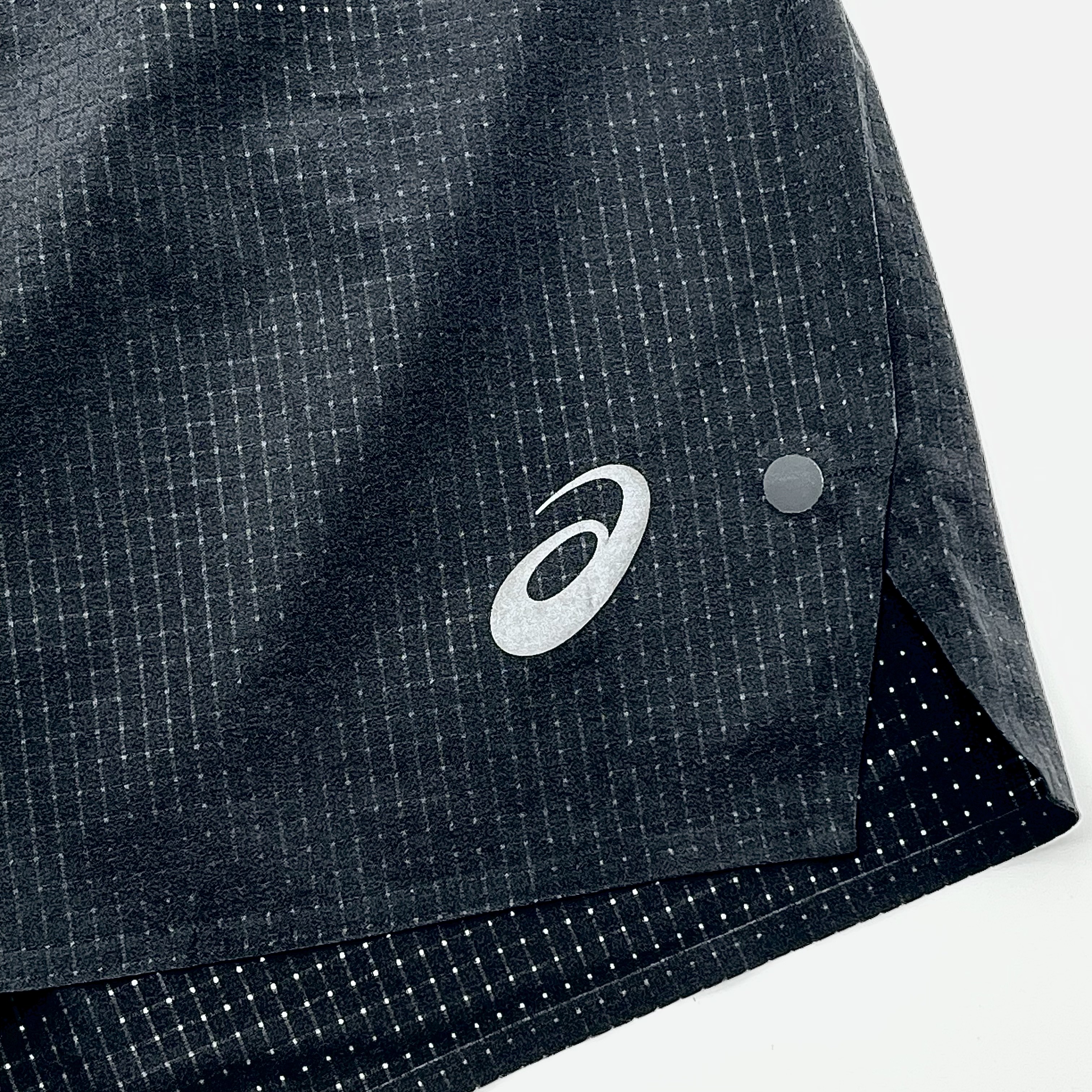 Asics Metarun 5 Inch Shorts Performance Black 착용 스타일 - 1
