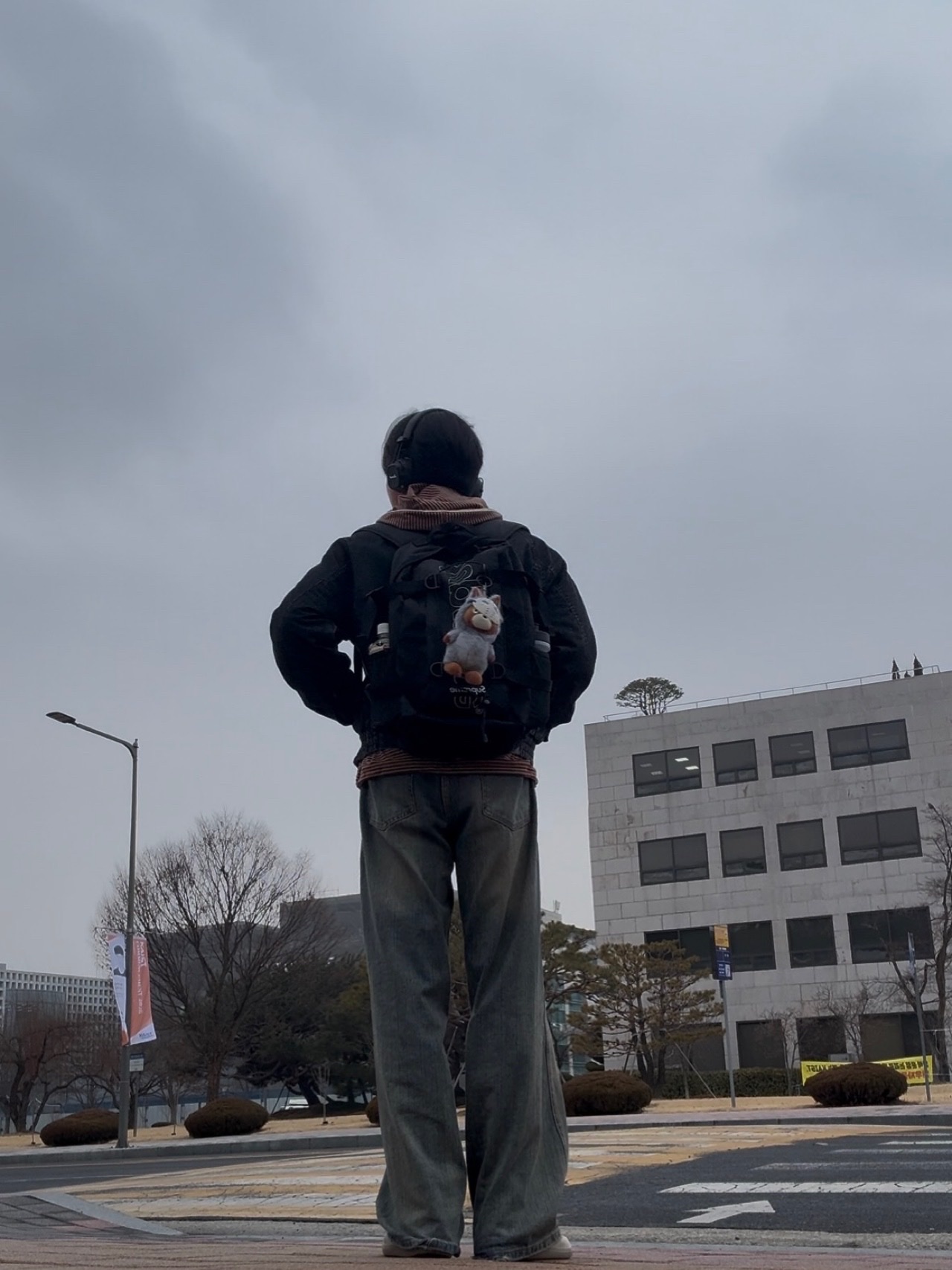 Nike Field General 82 Pale Ivory Gum Yellow, Supreme Backpack Black - 18FW 착용 스타일 - 2