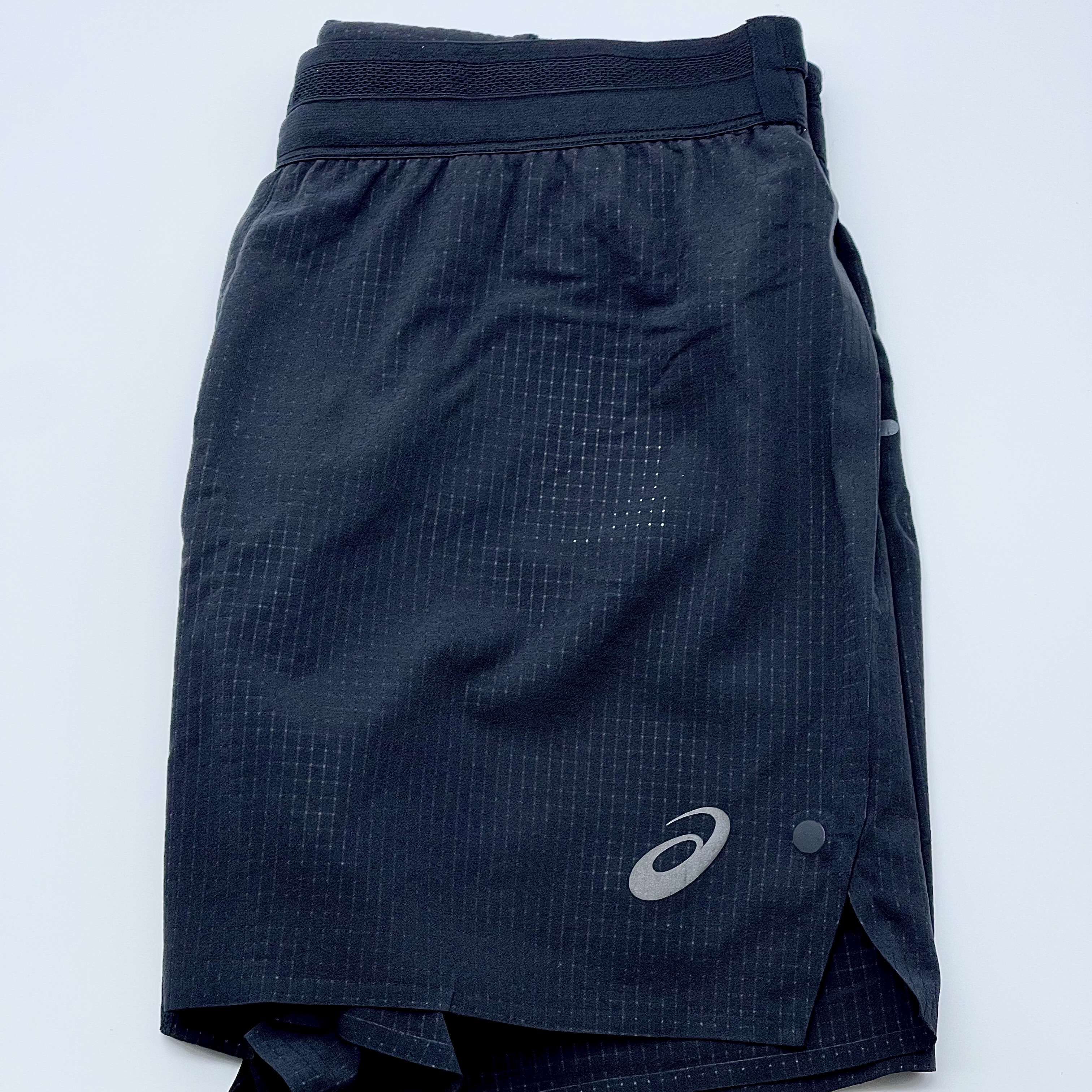 Asics Metarun 5 Inch Shorts Performance Black 착용 스타일 - 2