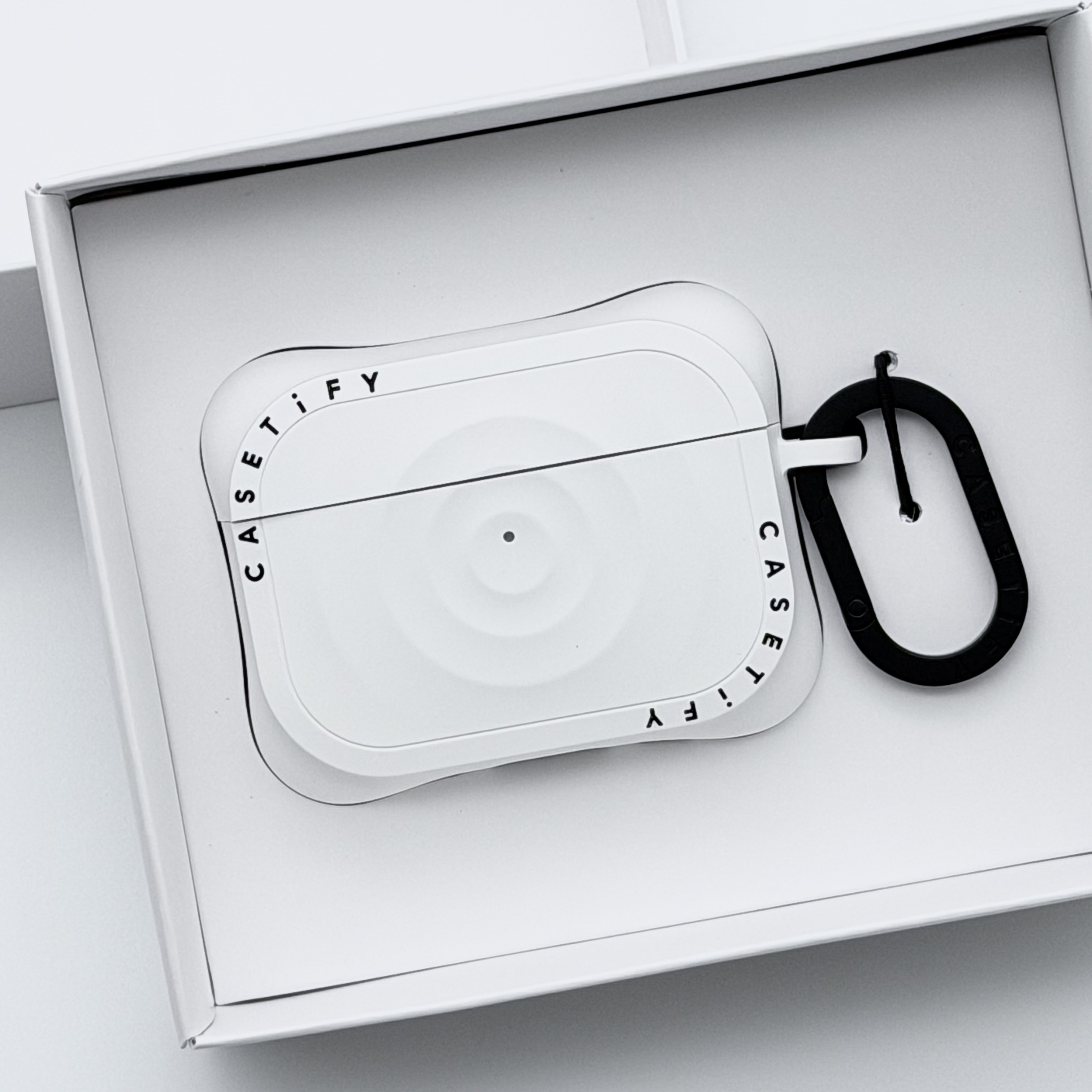 Casetify Essentials Ripple AirPods Pro 3rd Case White, Apple AirPods Pro 3rd Gen (Korean Ver.) 착용 스타일 - 3