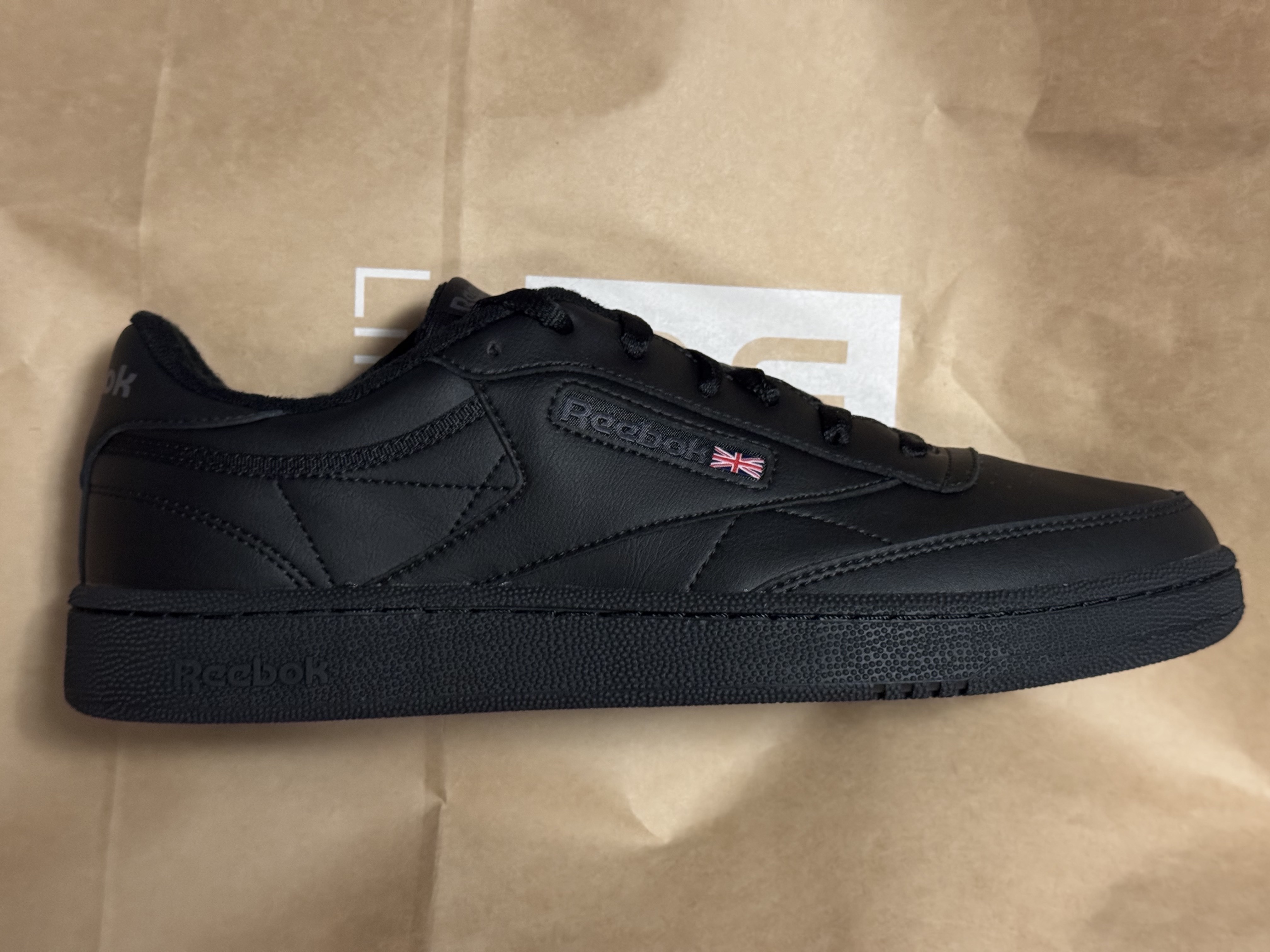 Reebok Club C 85 Black 착용 스타일