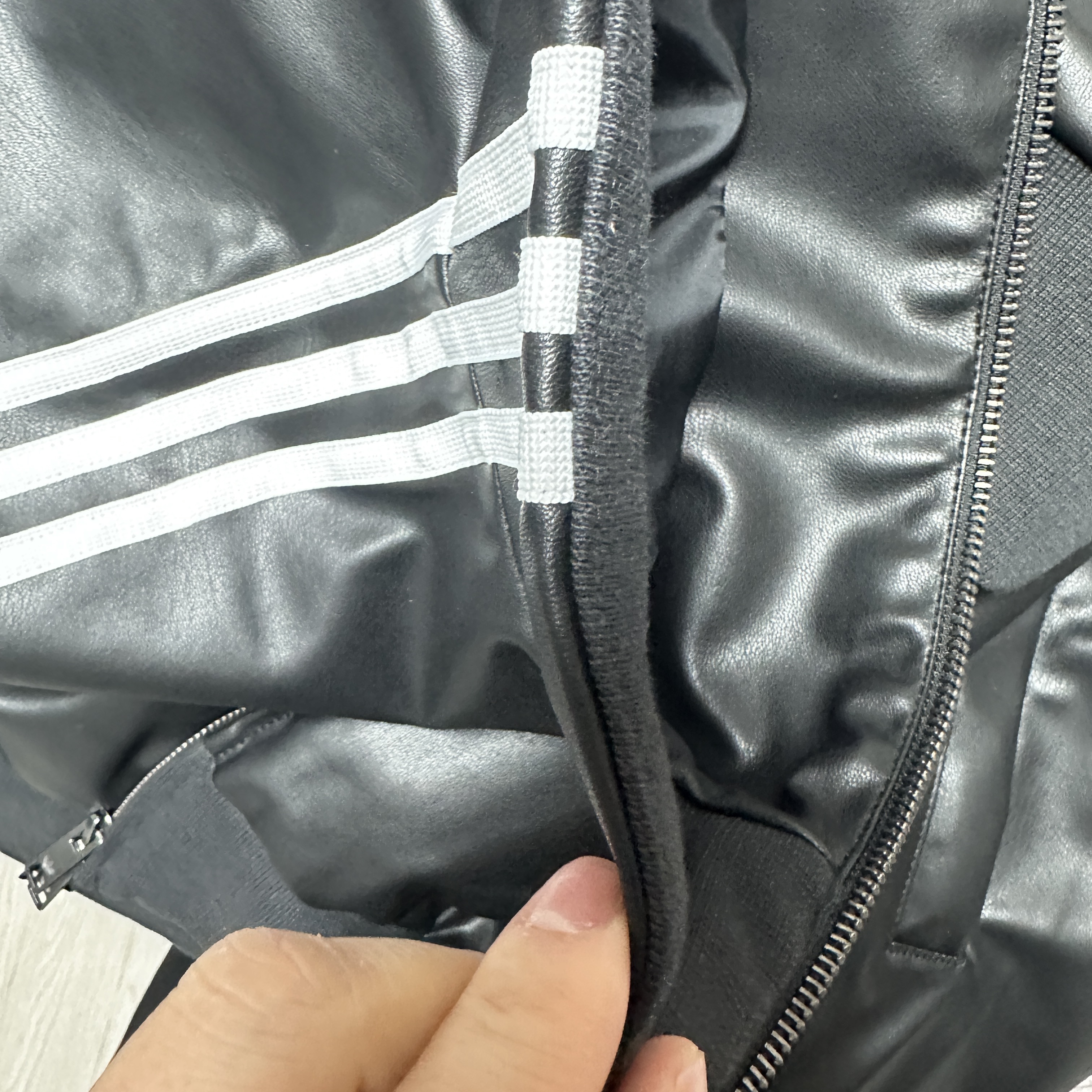 Adidas Pleather 3S Track Top Black - KR Sizing 착용 스타일 - 6