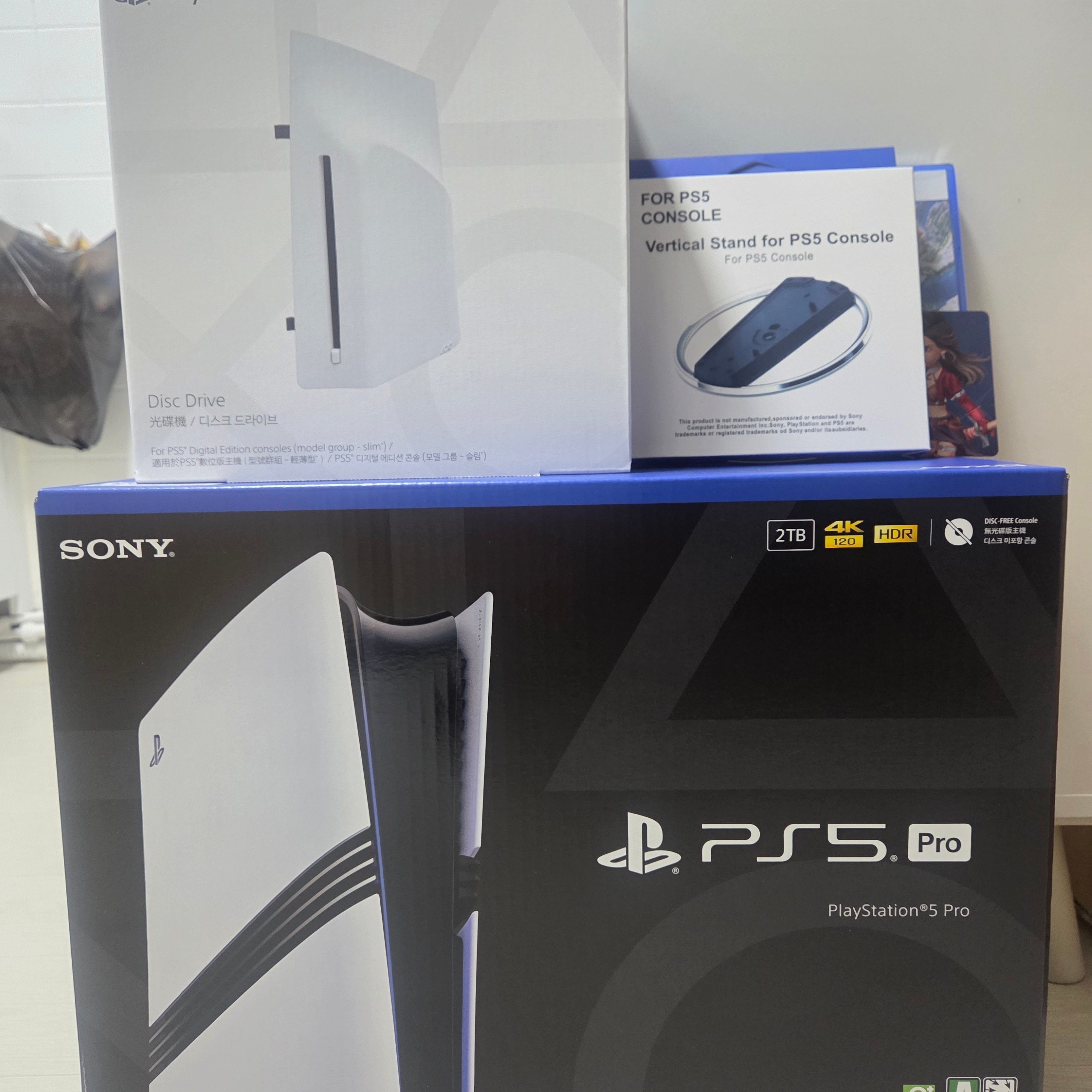 [7% 적립] PlayStation 5 Pro - 2TB 착용 스타일