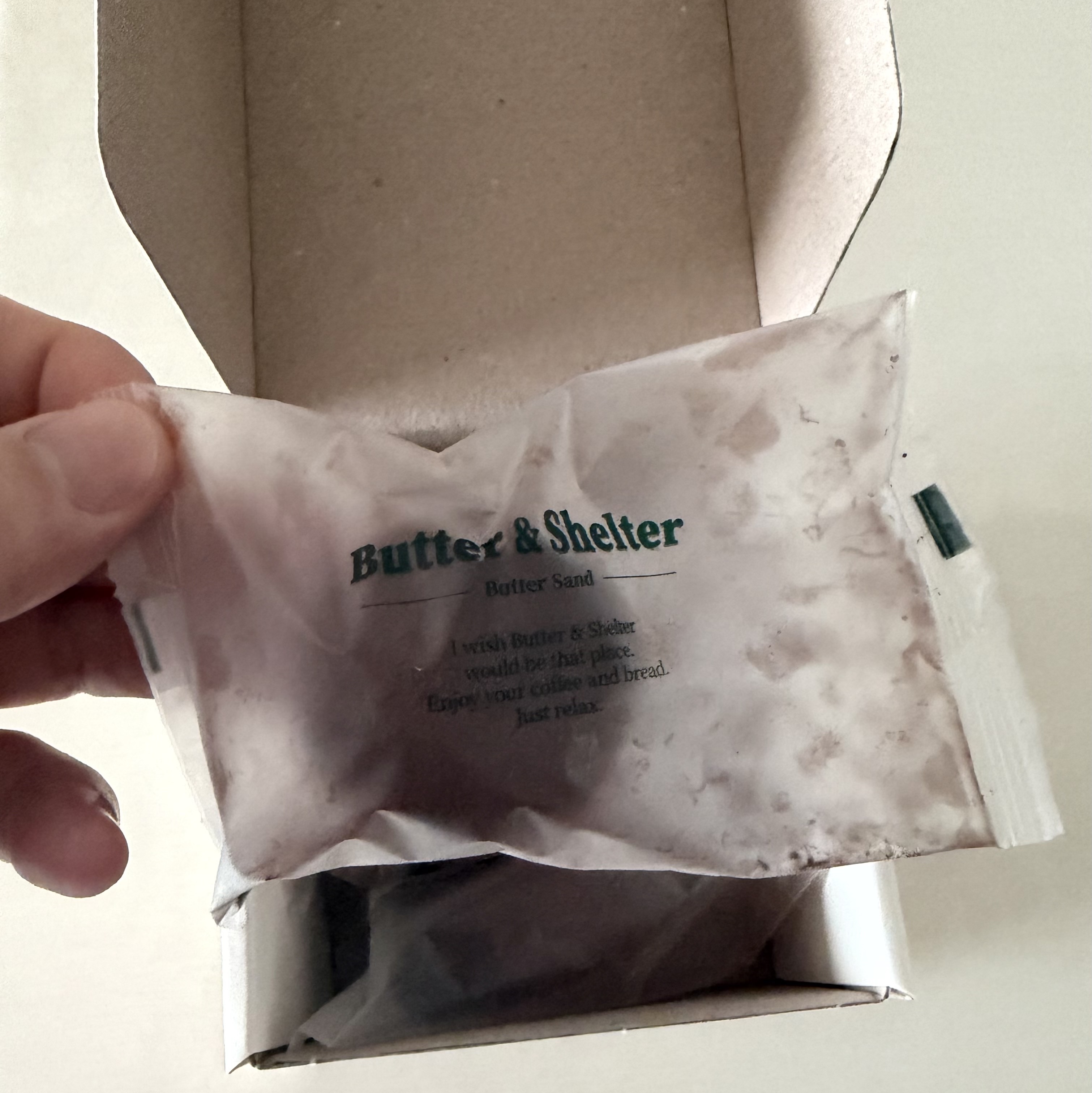 [KREAM 단독] Butter&Shelter Dubai Chewy Cookie Set 4EA 착용 스타일 - 2