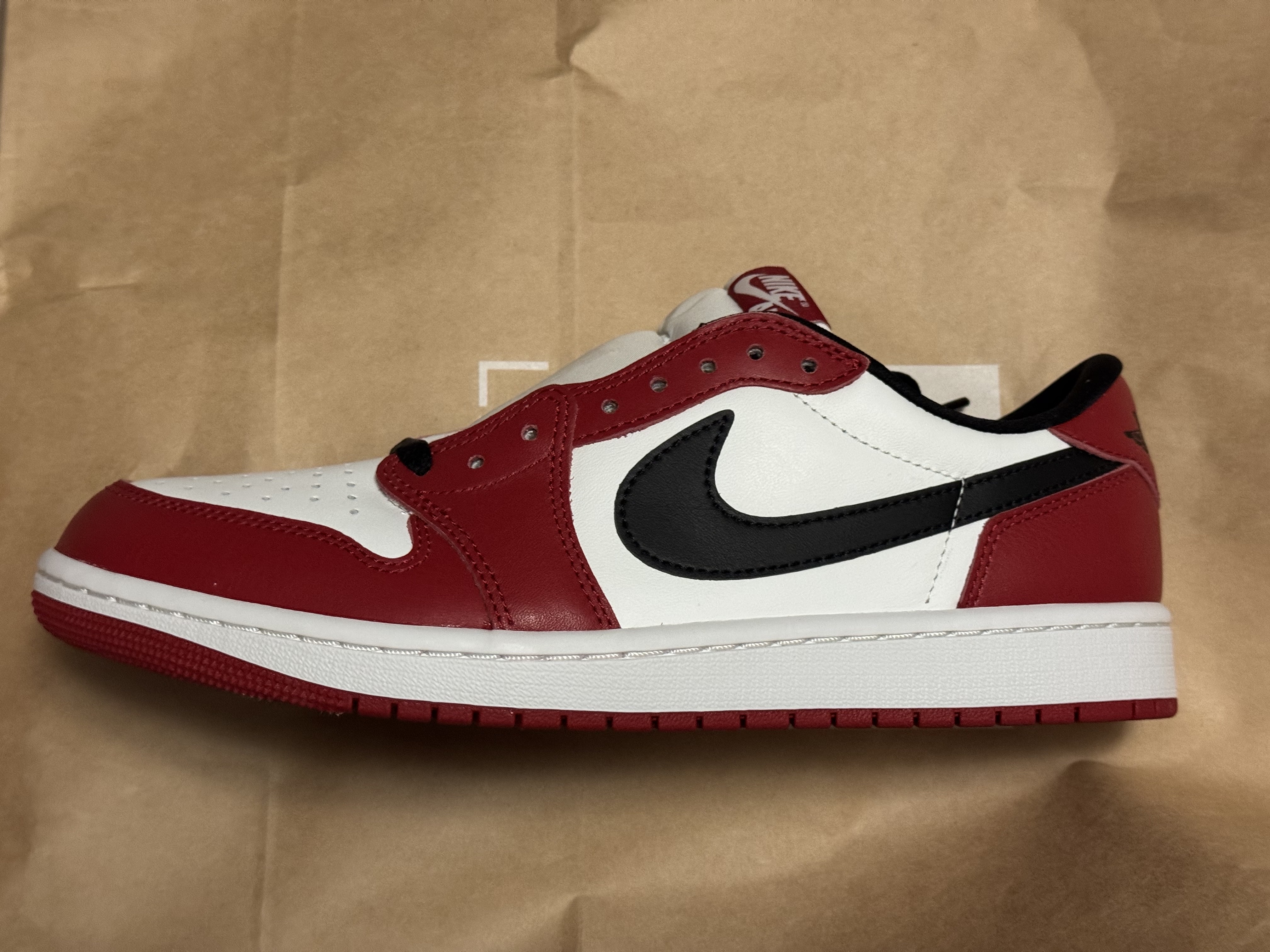 Jordan 1 Retro Low OG Chicago 착용 스타일