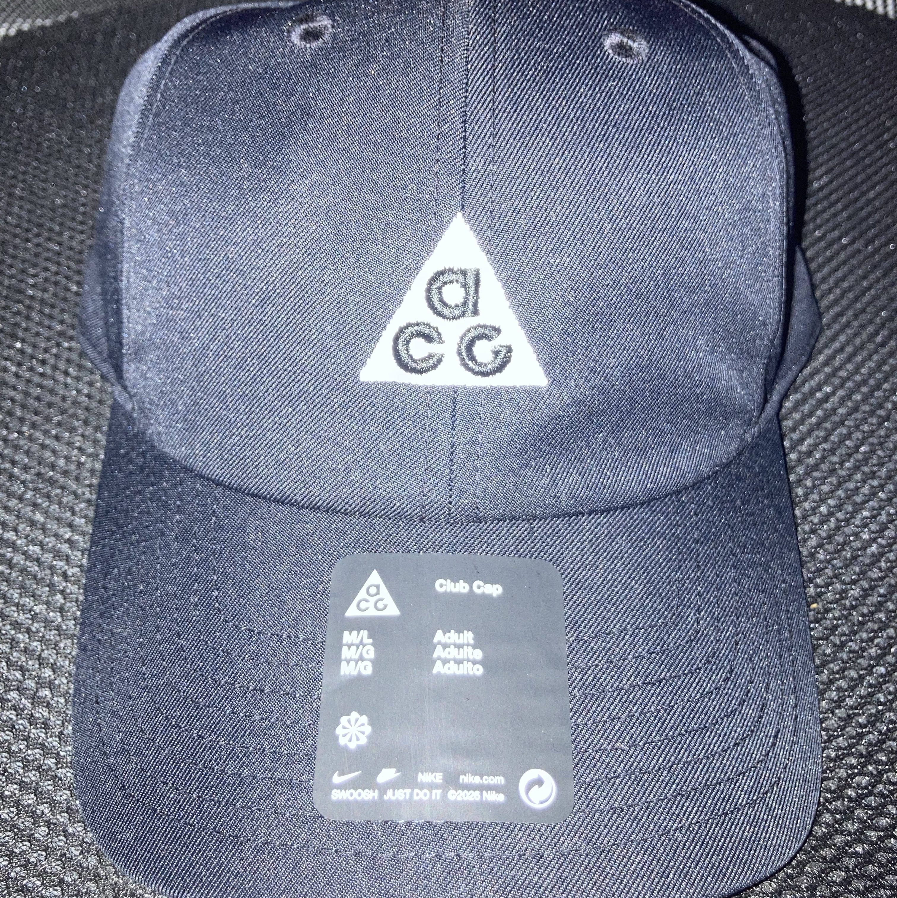 Nike ACG Club Unstructured Cap Black 착용 스타일