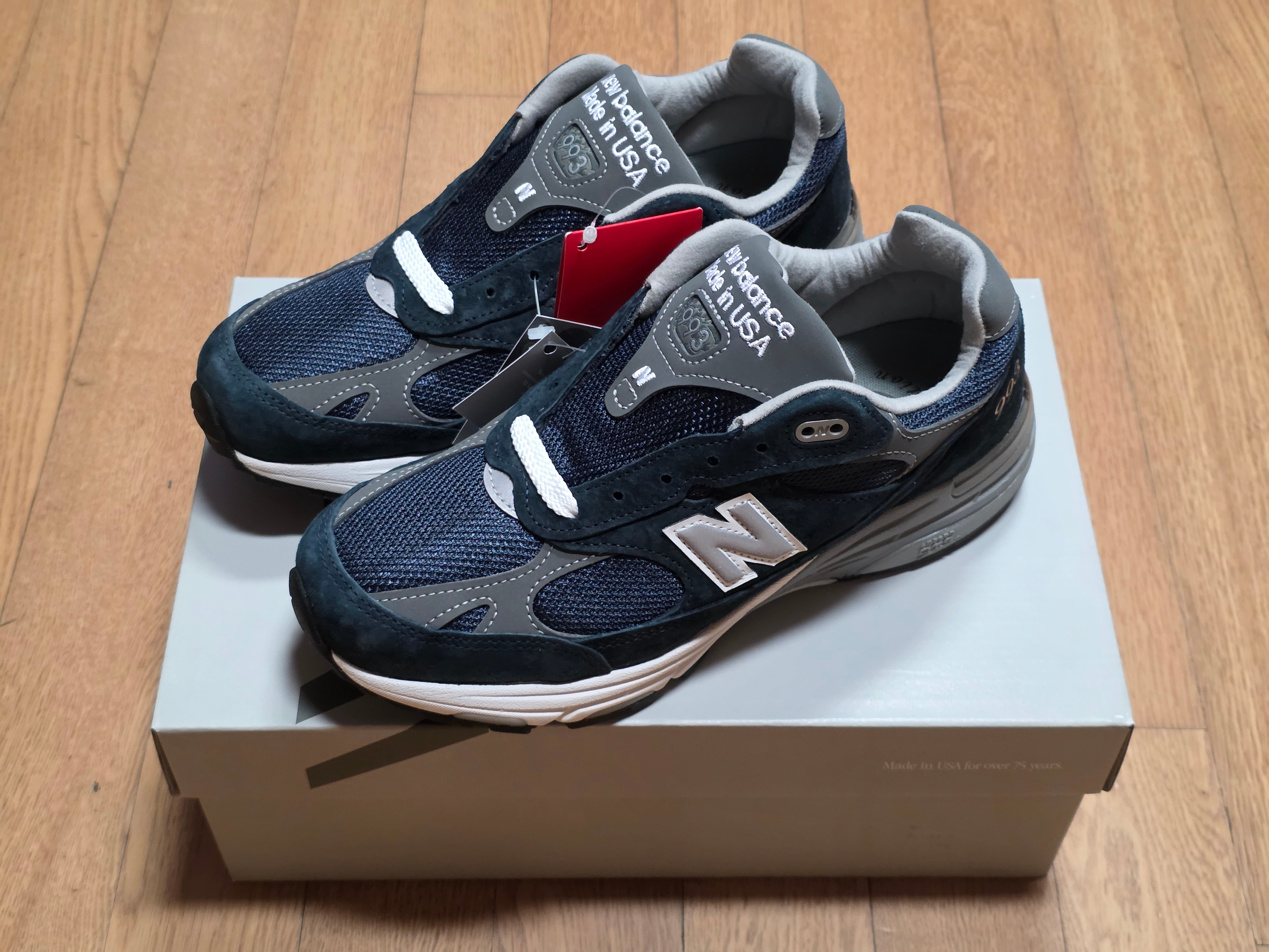 New Balance 993 Made in USA Navy - D Standard, New Balance 992 Made in USA Core Navy 착용 스타일 - 3