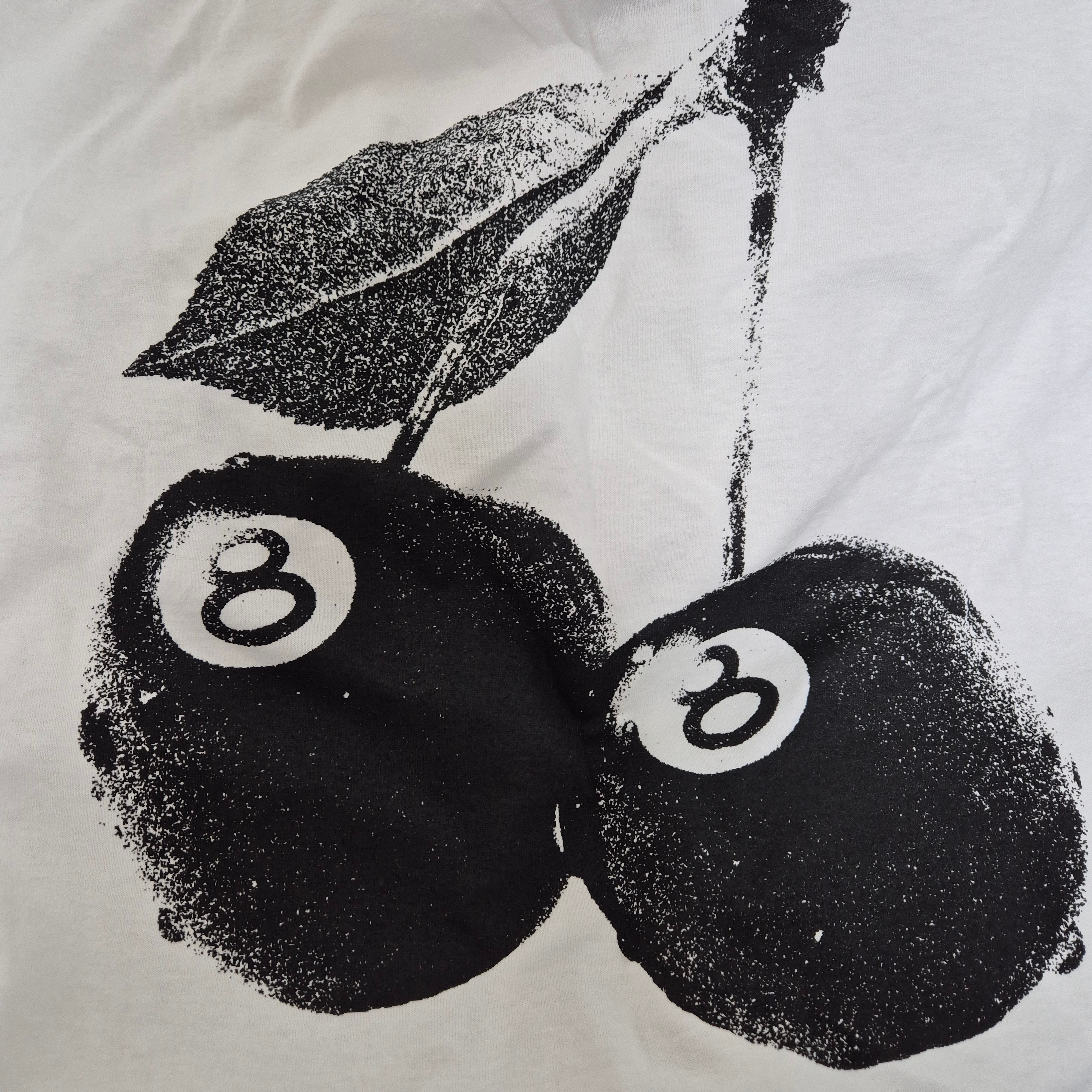 Stussy Cherries T-Shirt White 착용 스타일