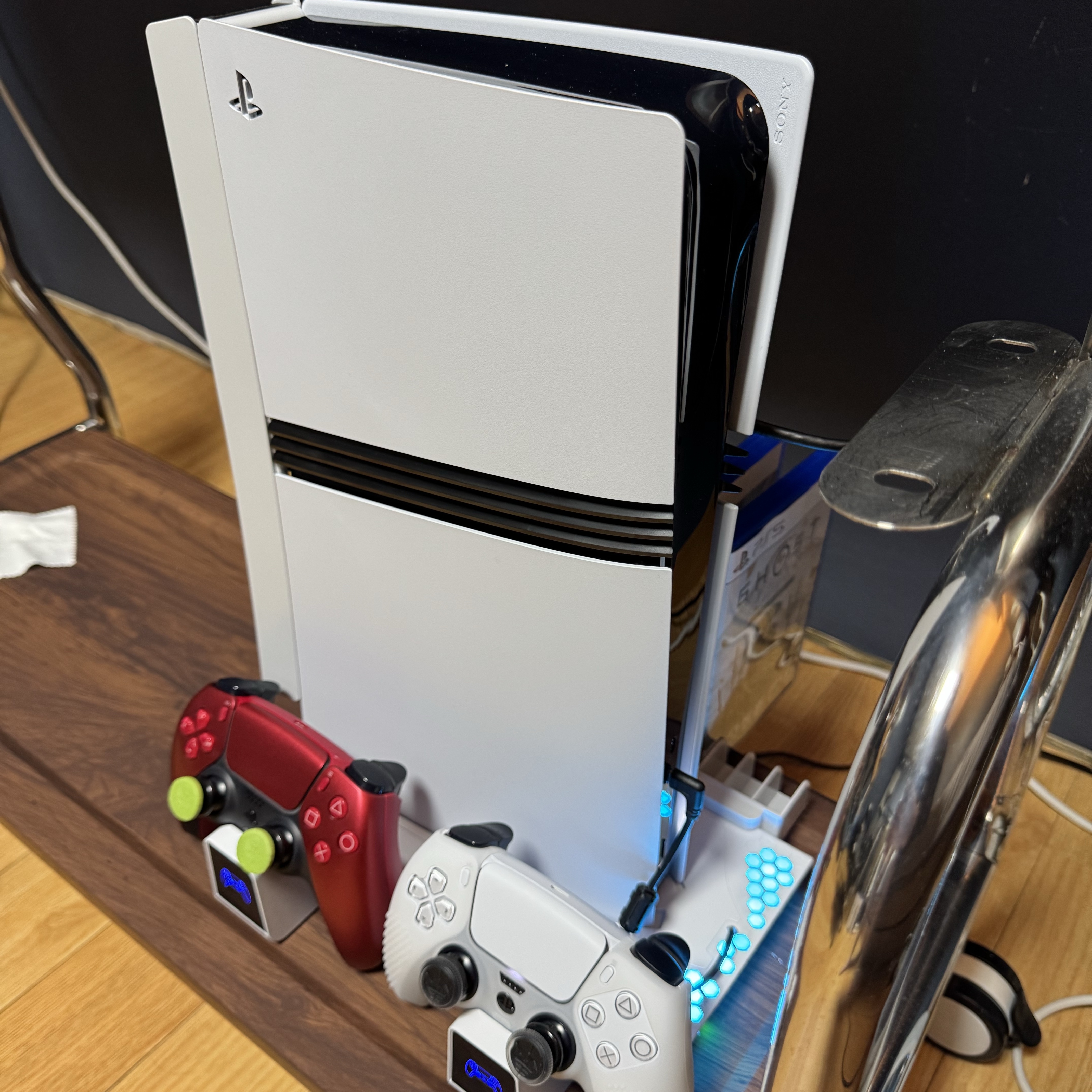 [7% 적립] PlayStation 5 Pro - 2TB 착용 스타일