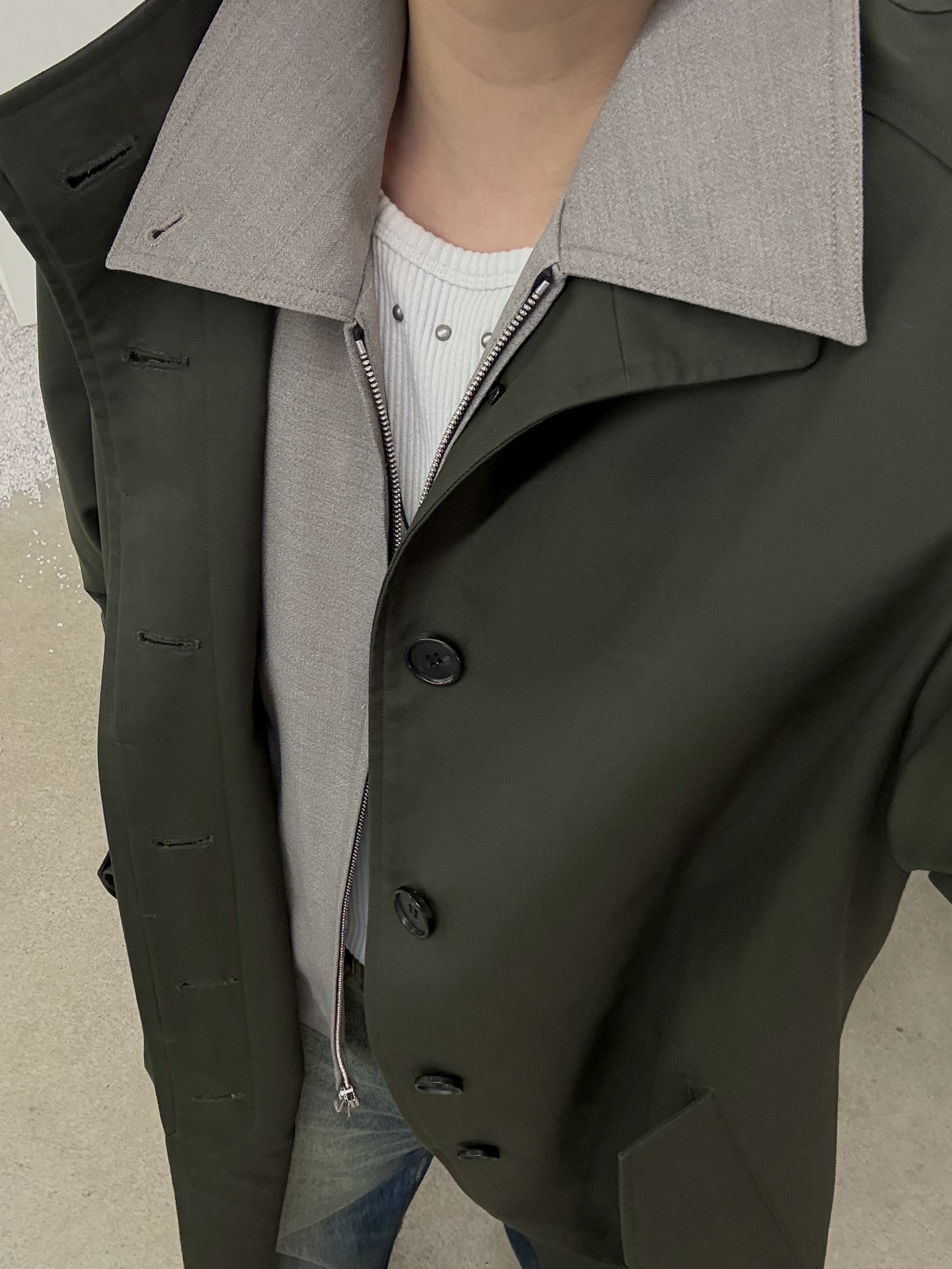 Haleine Velour Stand Collar Blouson Beige (XJ124), Haleine Leather 3D Short Jacket Red (XJ111) 착용 스타일 - 8