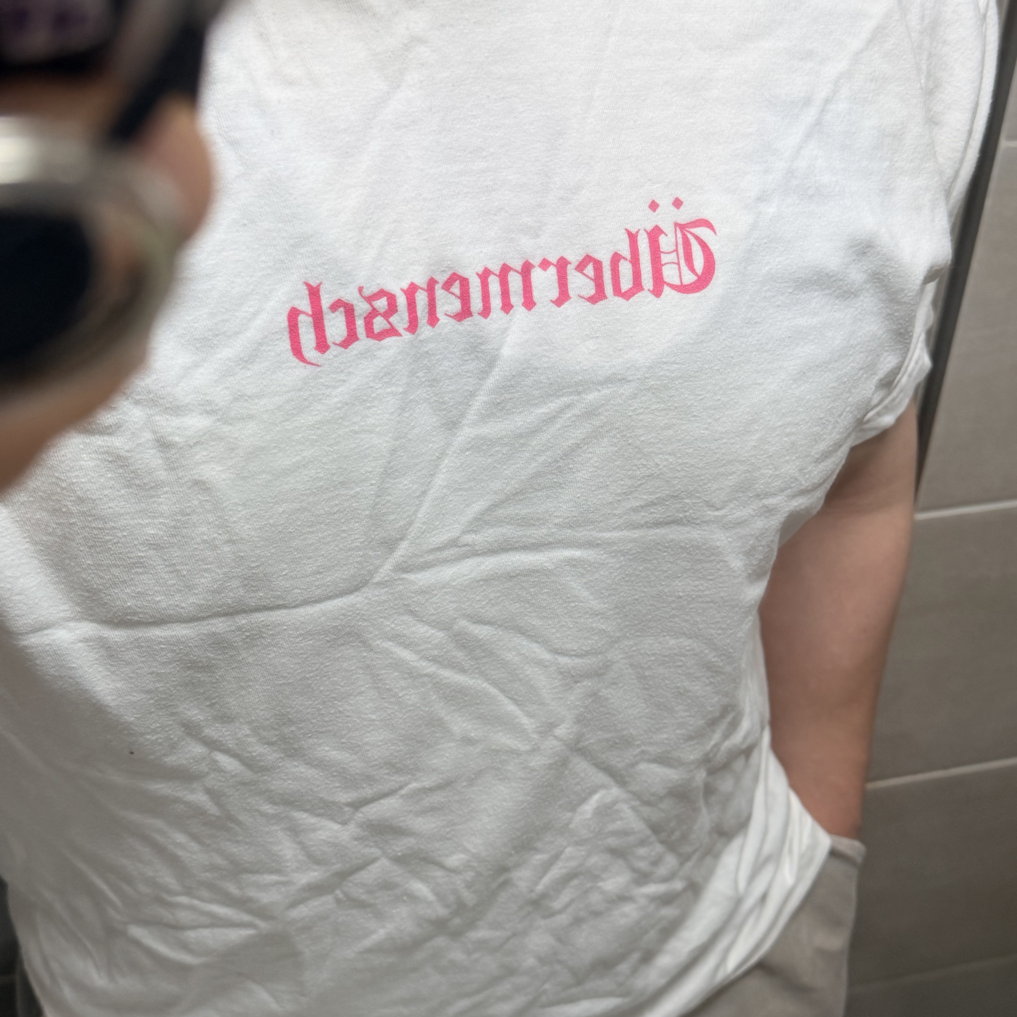 G-DRAGON Ubermensch Short Sleeve T-Shirt White 착용 스타일