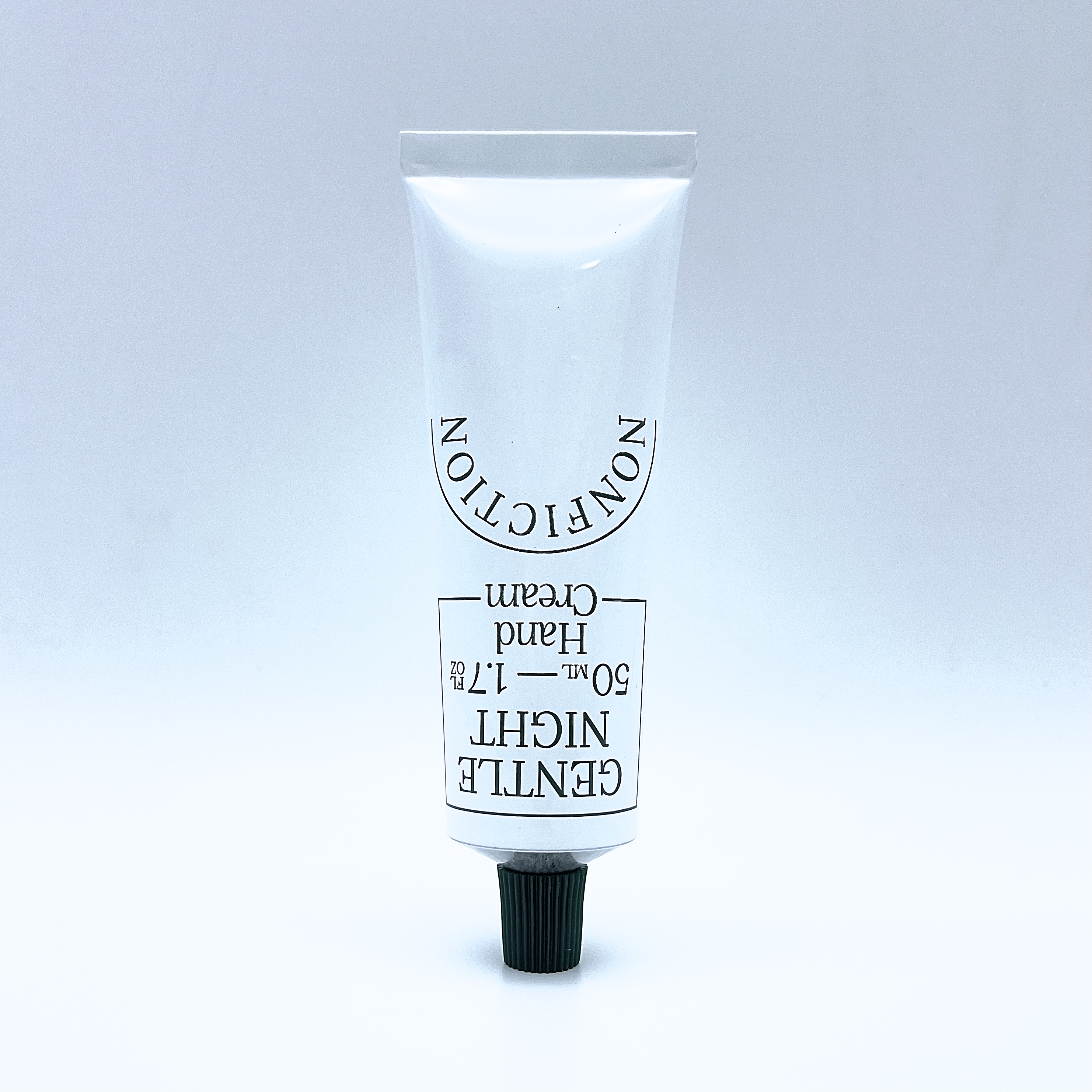 Nonfiction Hand Cream Gentle Night 50ml 착용 스타일 - 5