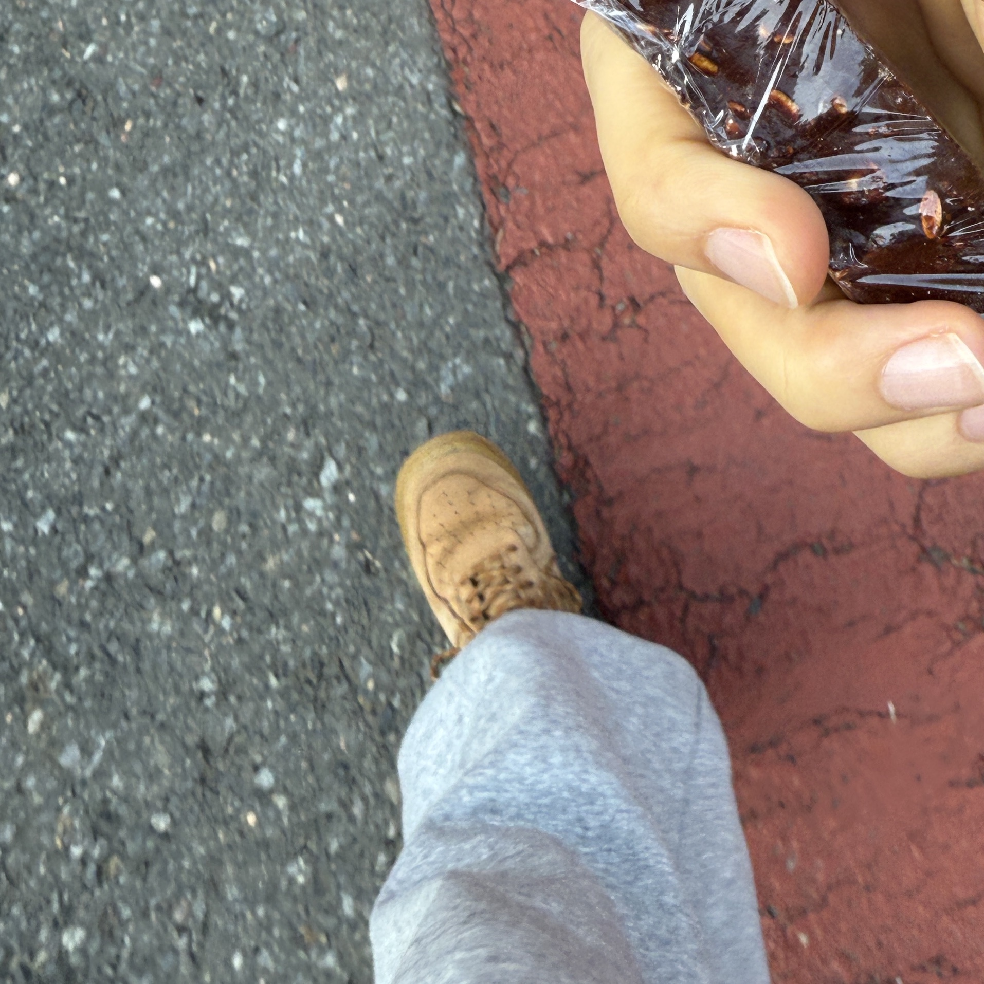 Nike Air Force 1 '07 WB Flax 착용 스타일