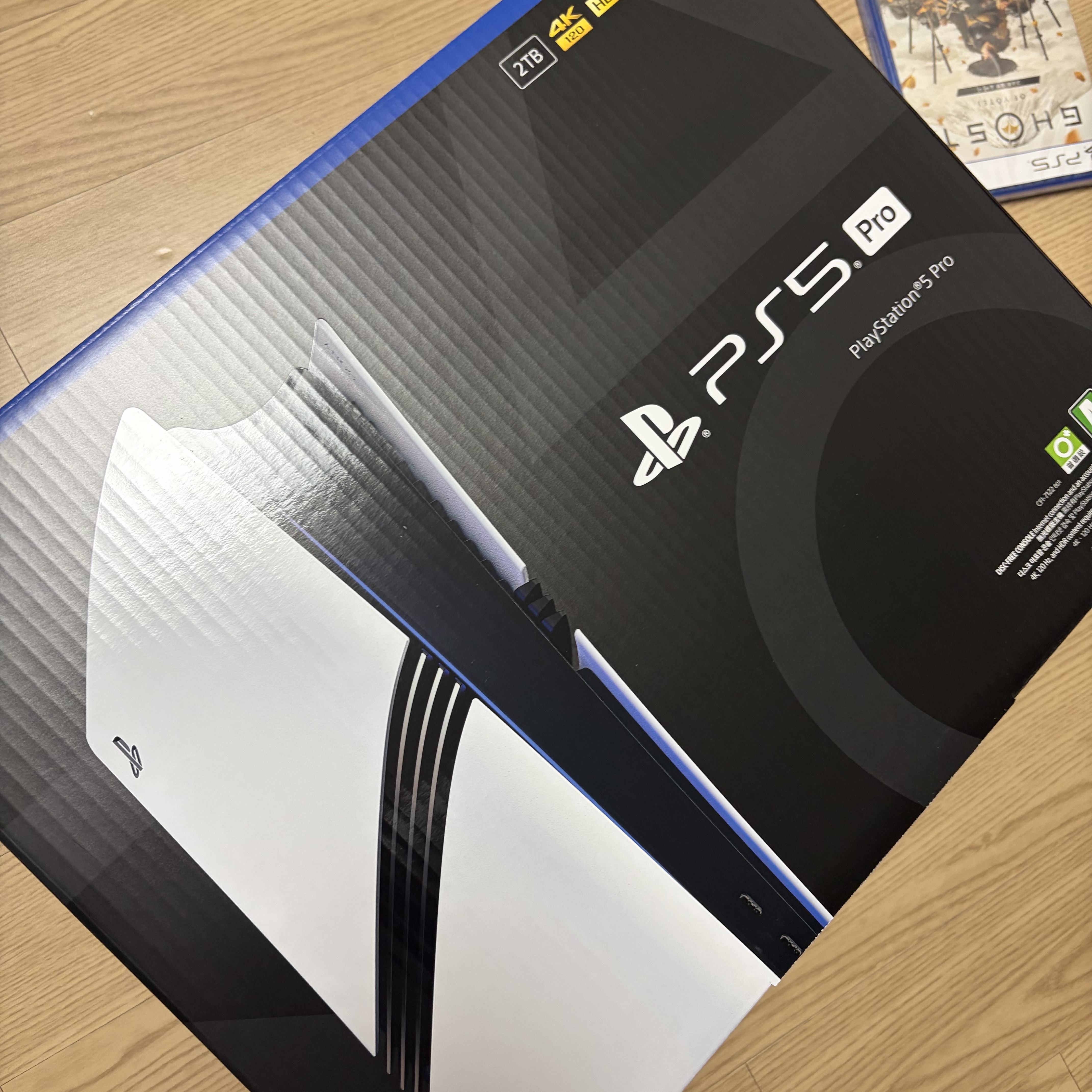 [7% 적립] PlayStation 5 Pro - 2TB 착용 스타일
