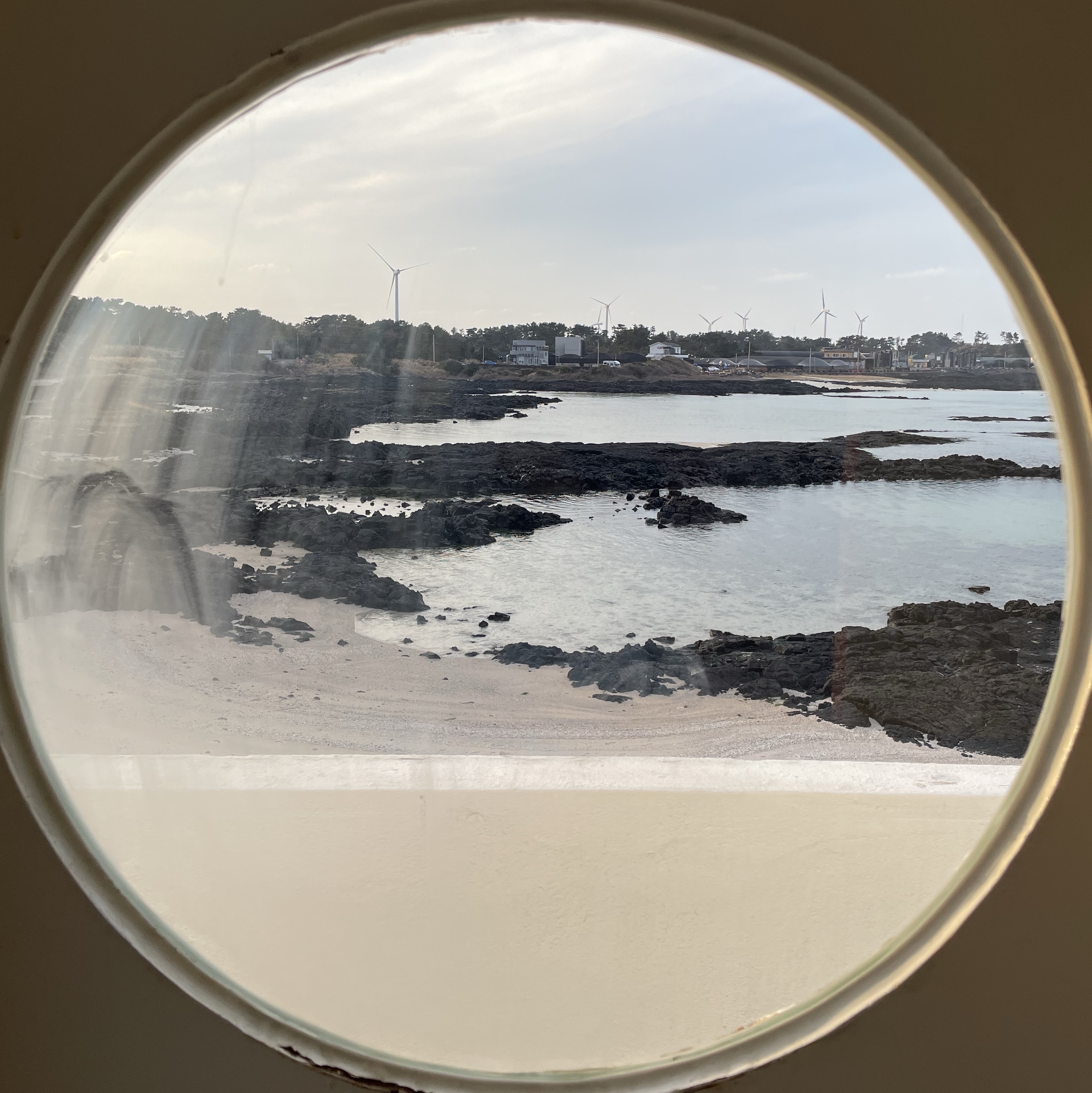 Thom Browne Milano Stitch 4-Bar Cardigan Navy, Thom Browne Sustainable Fine Merino Wool 4-Bar Classic Cardigan Navy 착용 스타일 - 2