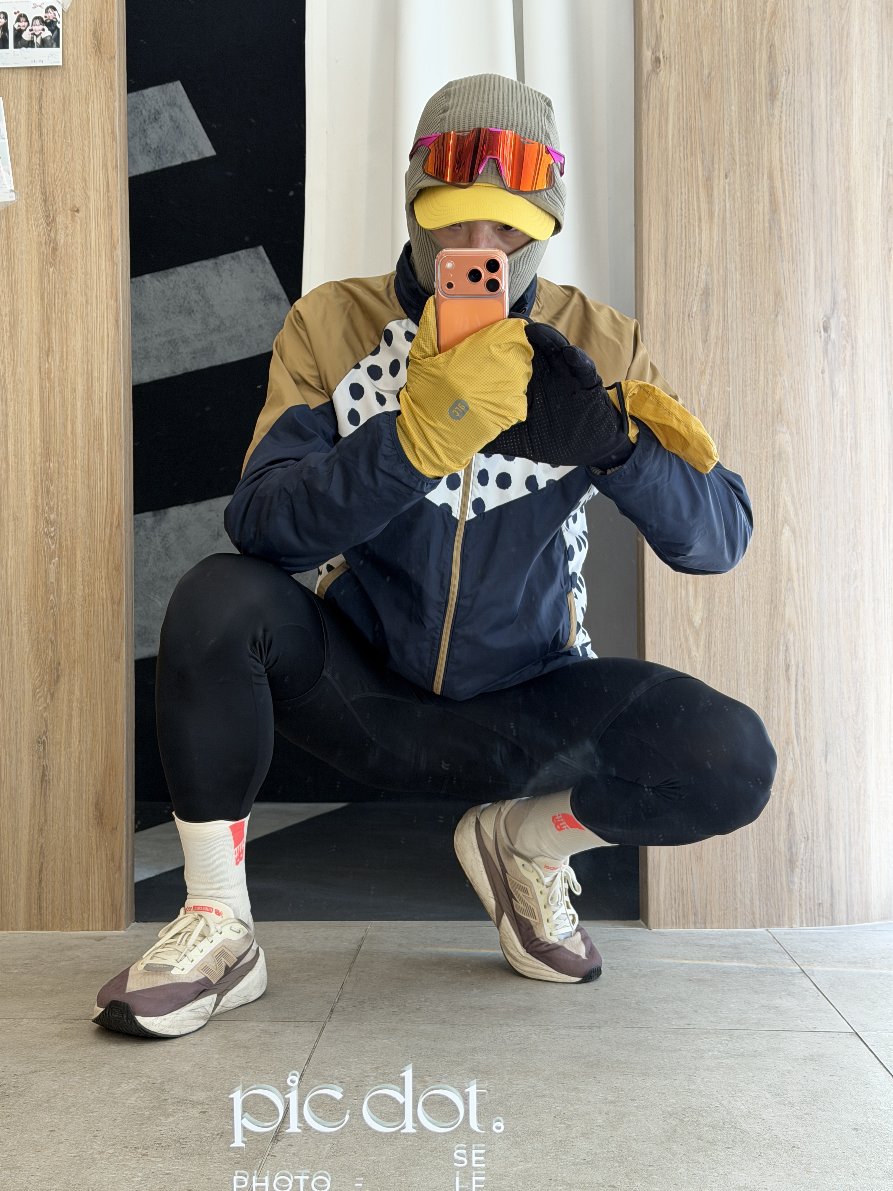 New Balance FuelCell Rebel v5 Angora Earth Shadow Sea Salt - D Standard, Nike Lava Loops Dri-Fit ADV Running Tights Black Anthracite - Asia 착용 스타일 - 3