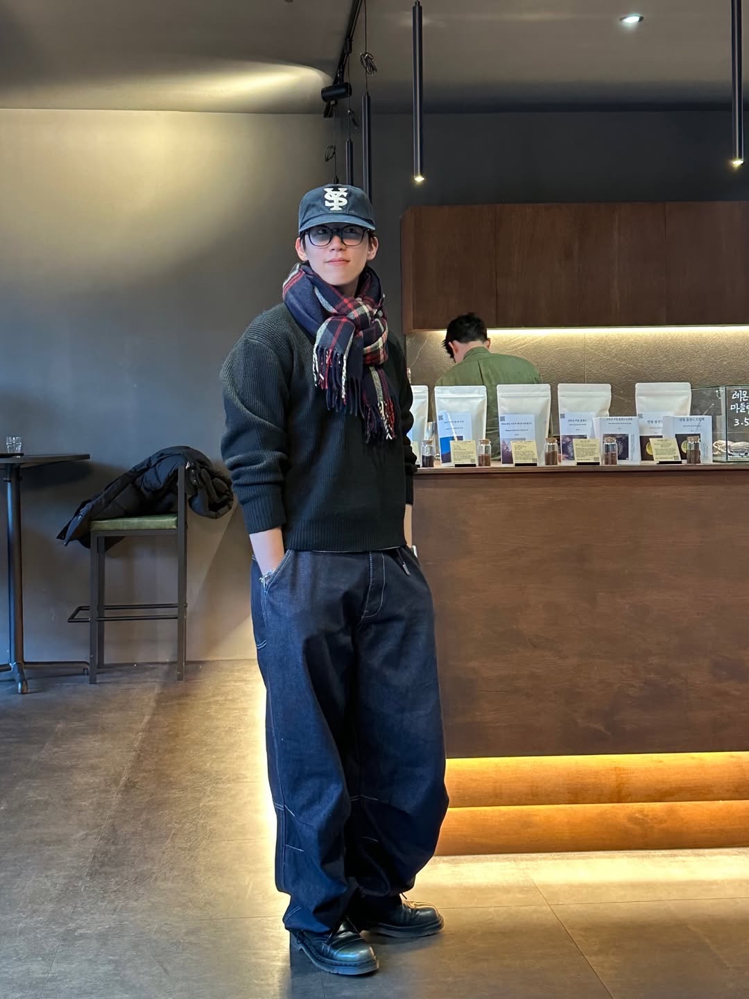 Sunday Ceremony Sy Logo 5 Panel Cotton Cap - Navy 착용 스타일 - 2