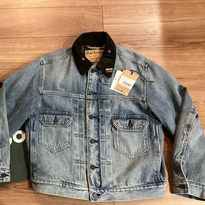 Levi's x Barbour Type II Trucker Jacket Vintage Washed Denim 착용 스타일