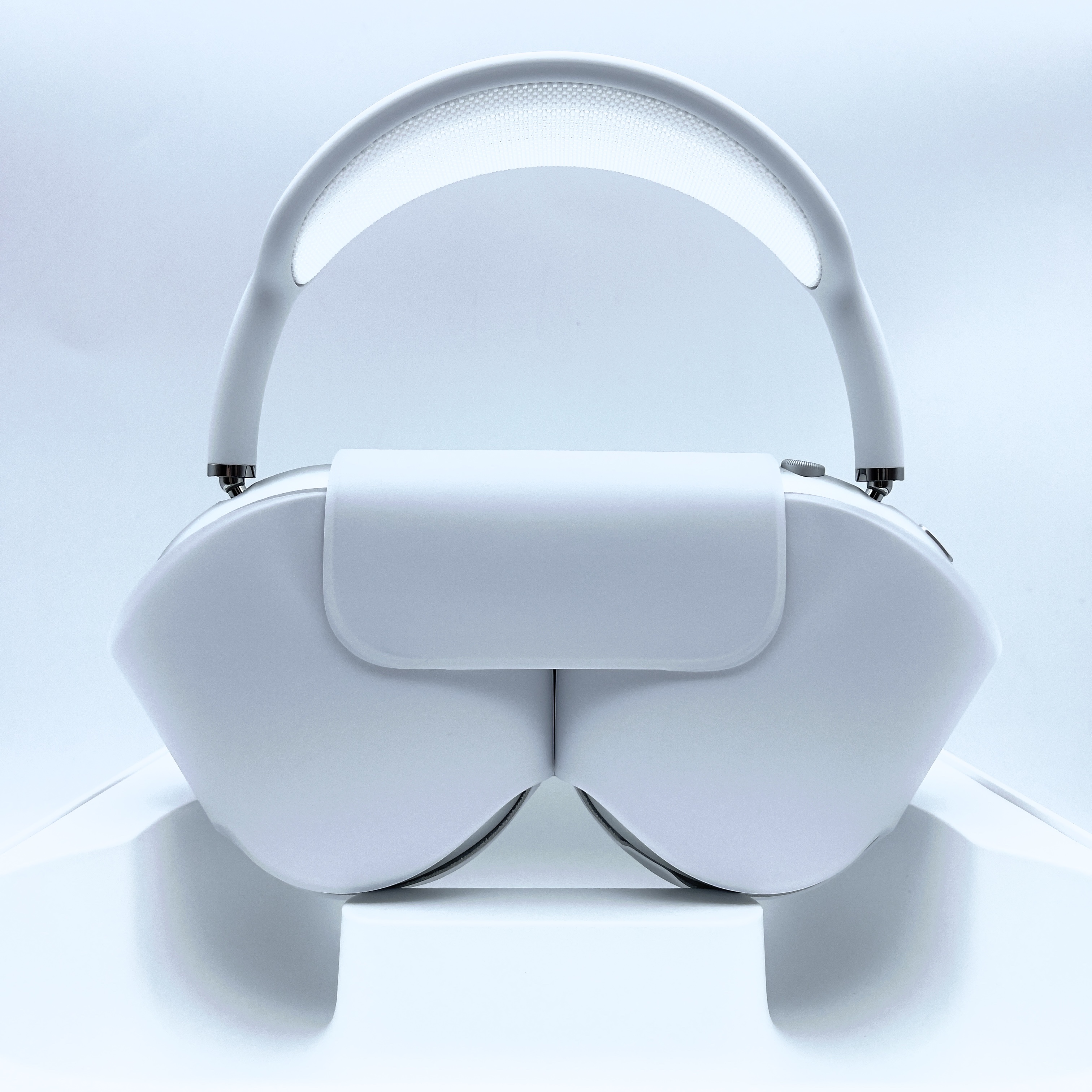 Apple AirPods Max Lightning Silver (Korean Ver.), PlayStation 5 DualSense Wireless Controller White 착용 스타일 - 4