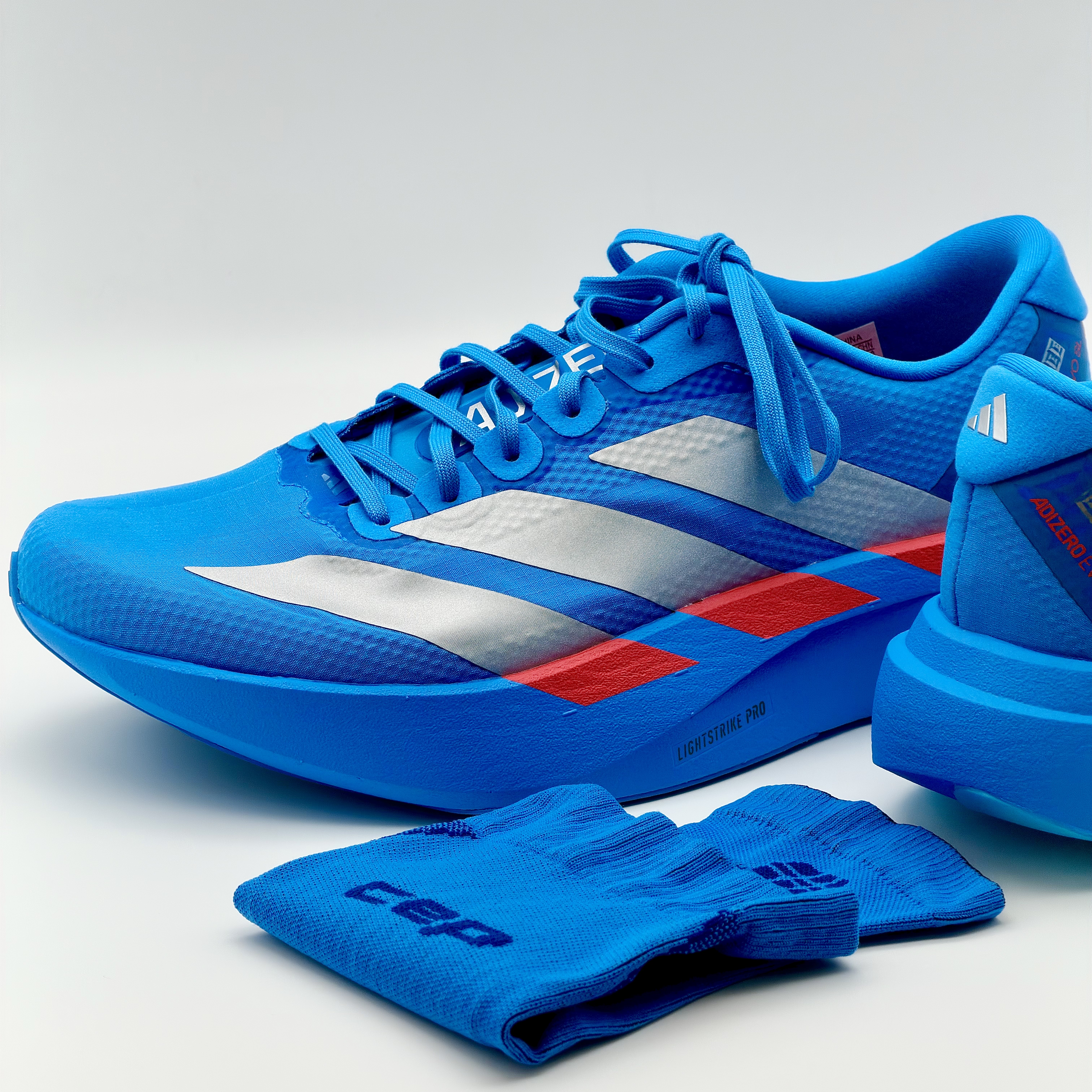 Adidas Adizero EVO SL Woven Solar Blue Silver Metallic 착용 스타일 - 1