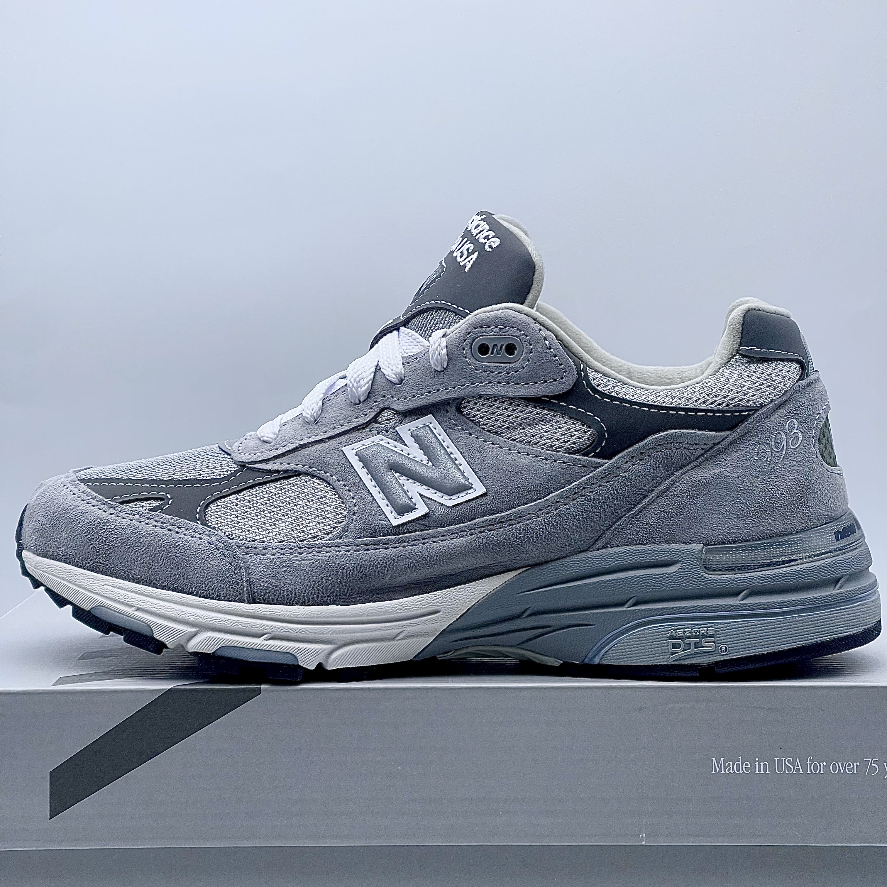 New Balance 993 Made in USA Grey - D Standard 착용 스타일 - 6