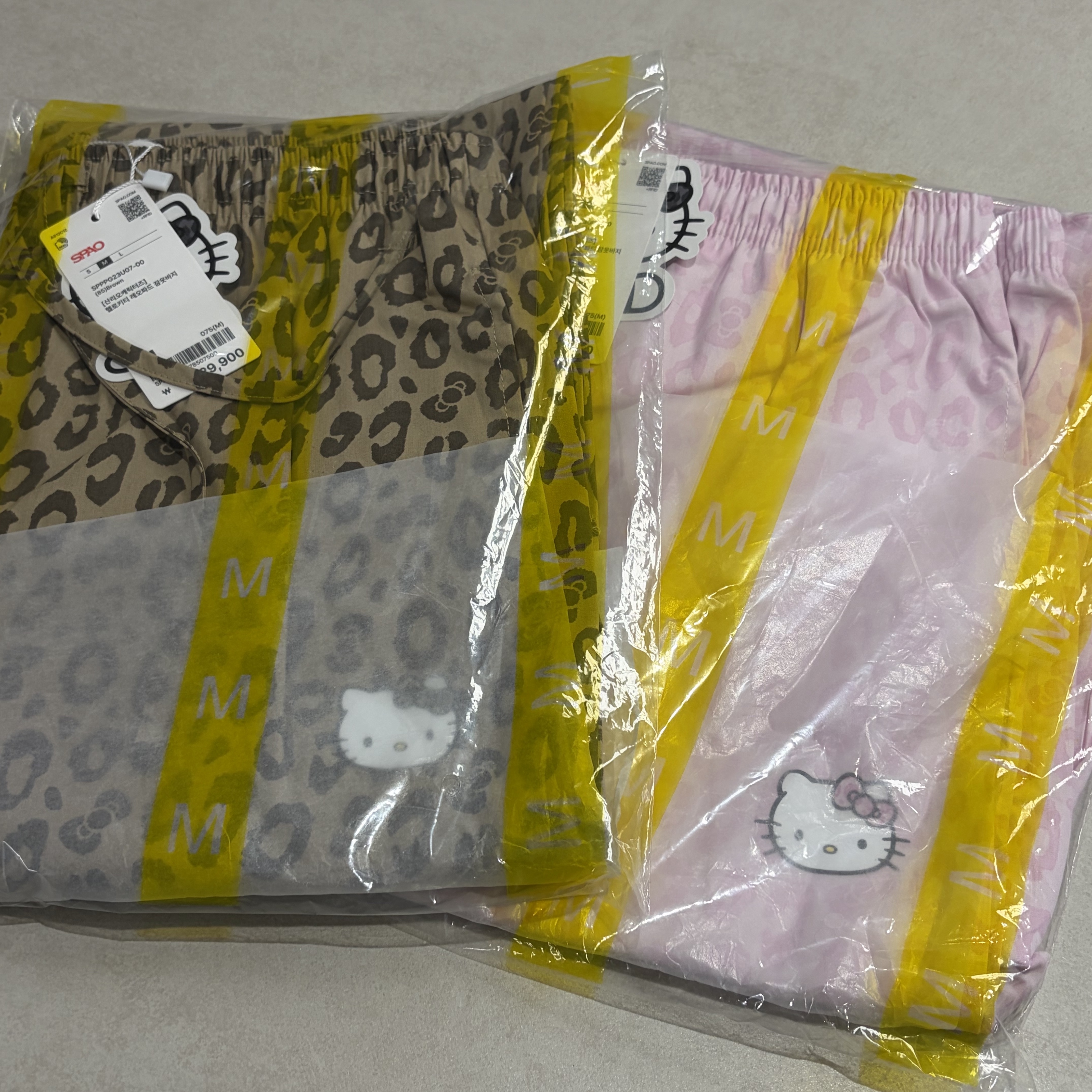 Spao x Sanrio Characters Hello Kitty Leopard Pajama Pants Light Pink 착용 스타일