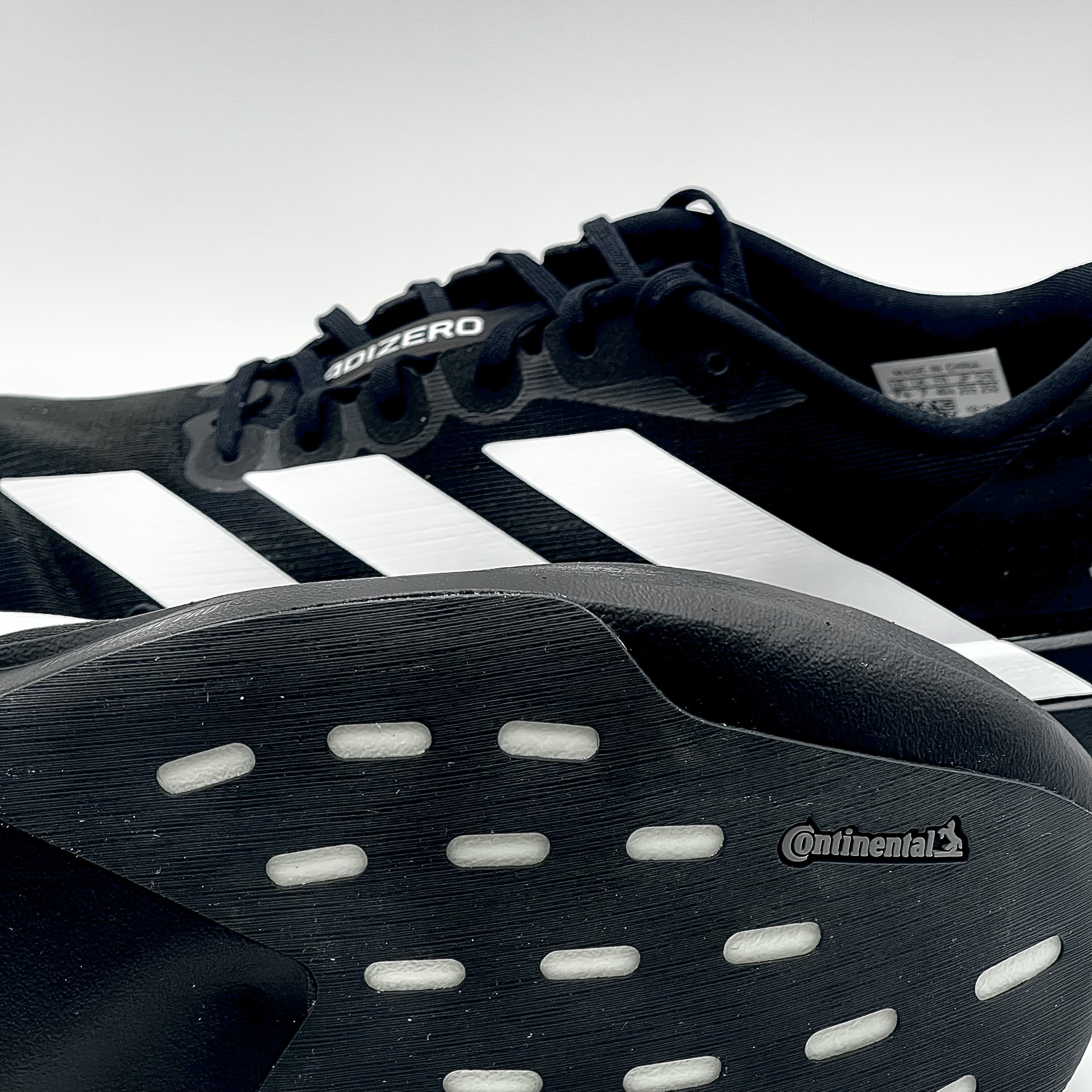 Adidas Adizero EVO SL Core Black Cloud White 착용 스타일 - 7