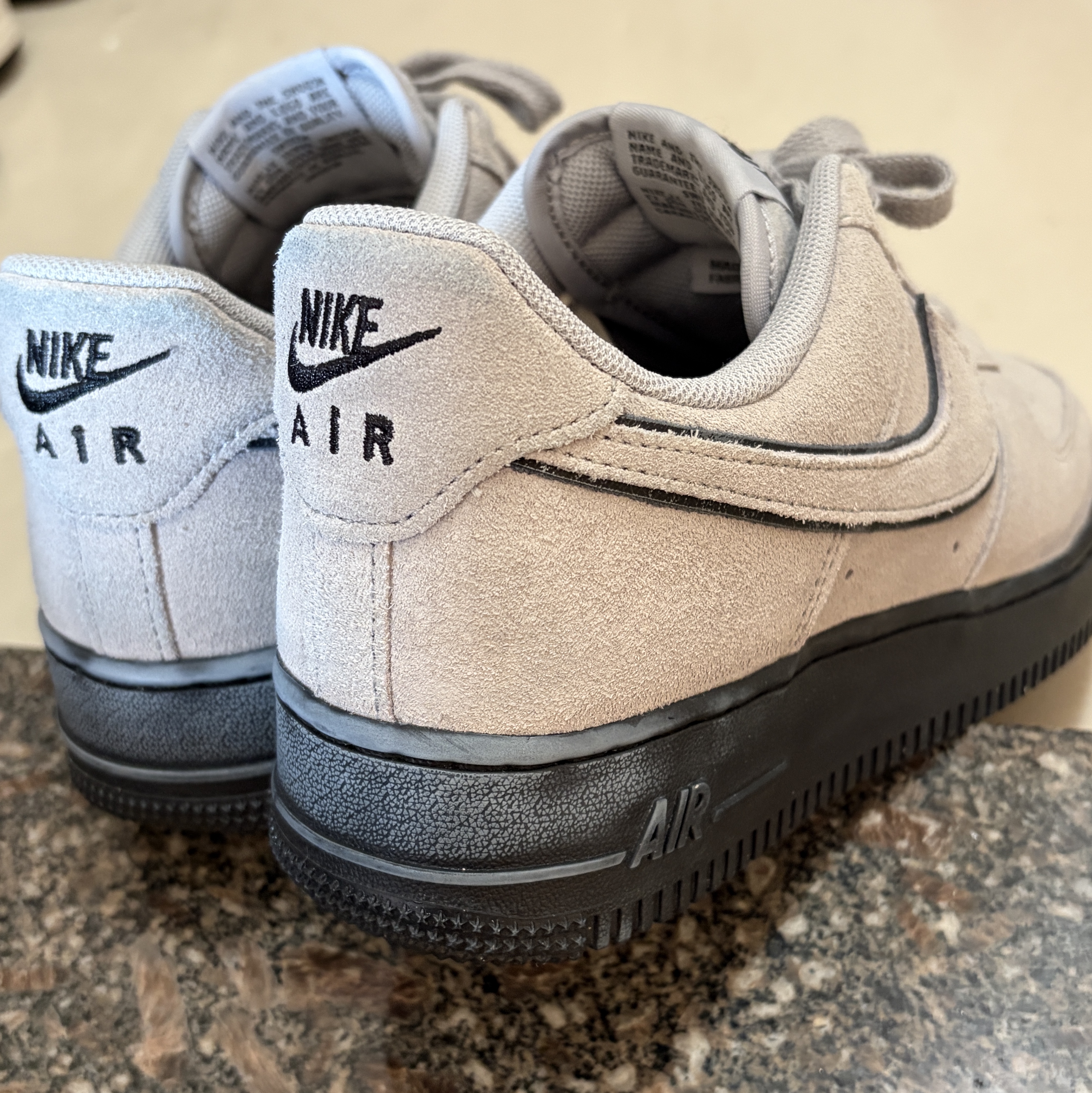 Nike Air Force 1 Low '07 LV8 Light Smoke Grey Black 착용 스타일 - 2