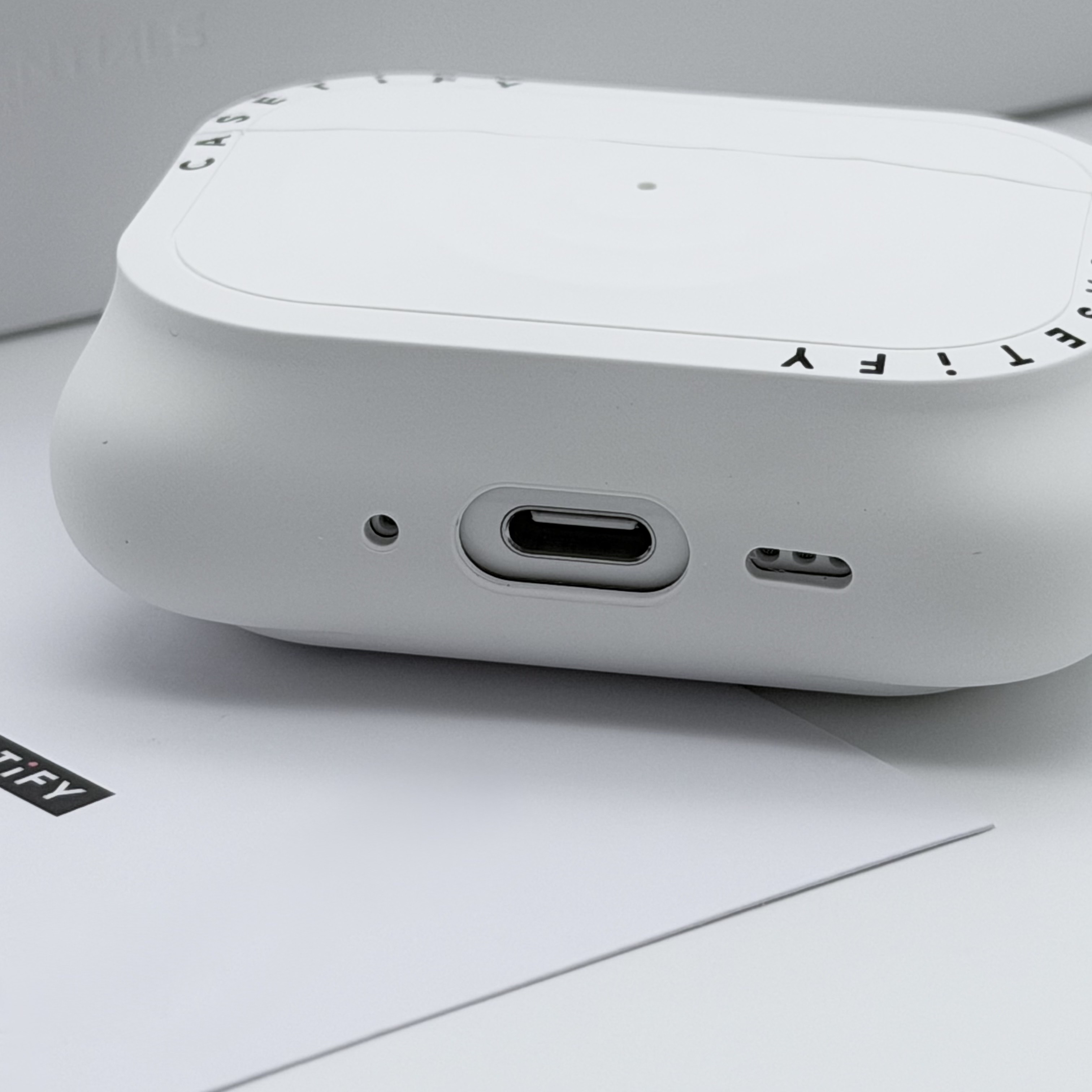 Casetify Essentials Ripple AirPods Pro 3rd Case White, Apple AirPods Pro 3rd Gen (Korean Ver.) 착용 스타일 - 9