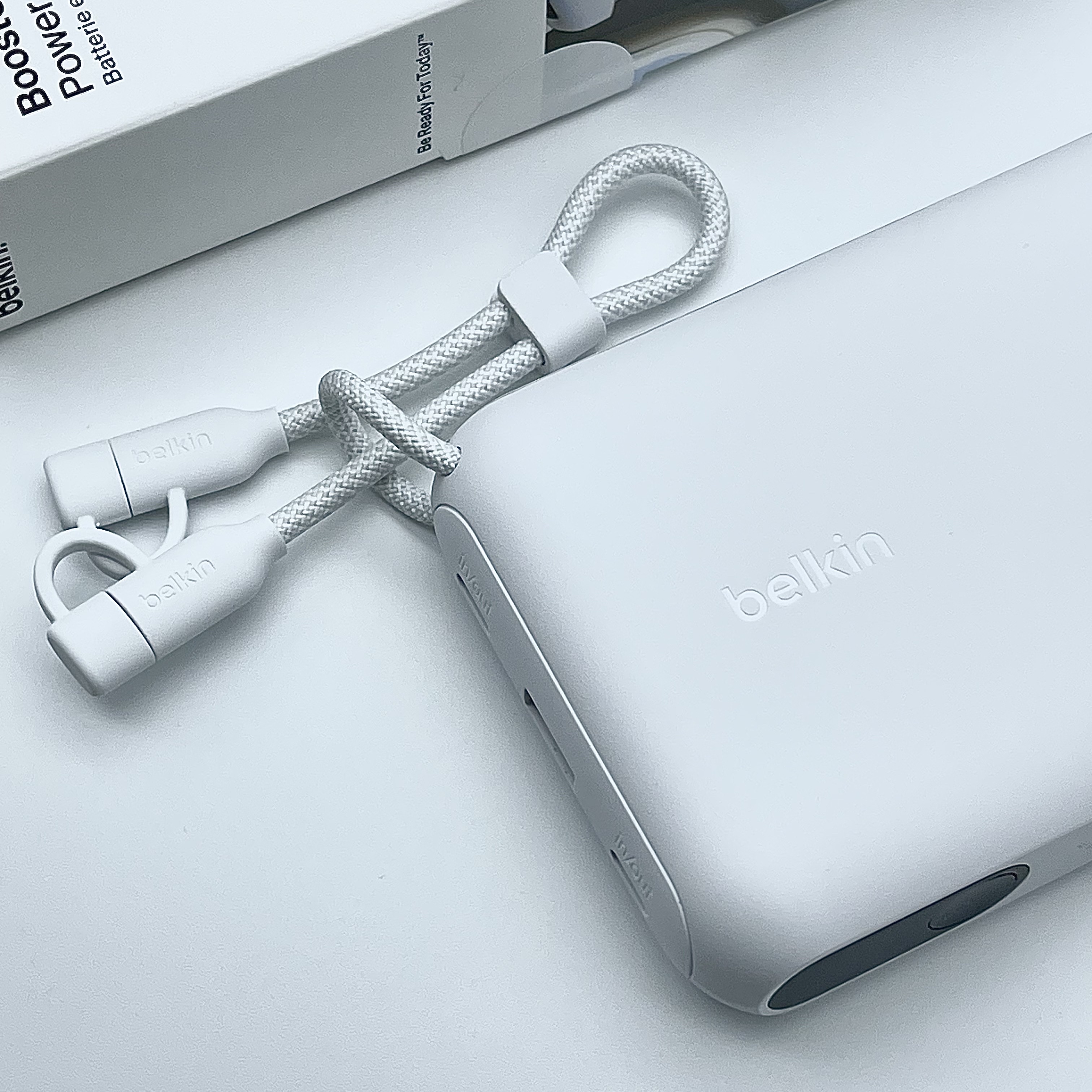 Belkin 20W 20000mAh Display Quick charge battery BPB028 White 착용 스타일 - 1