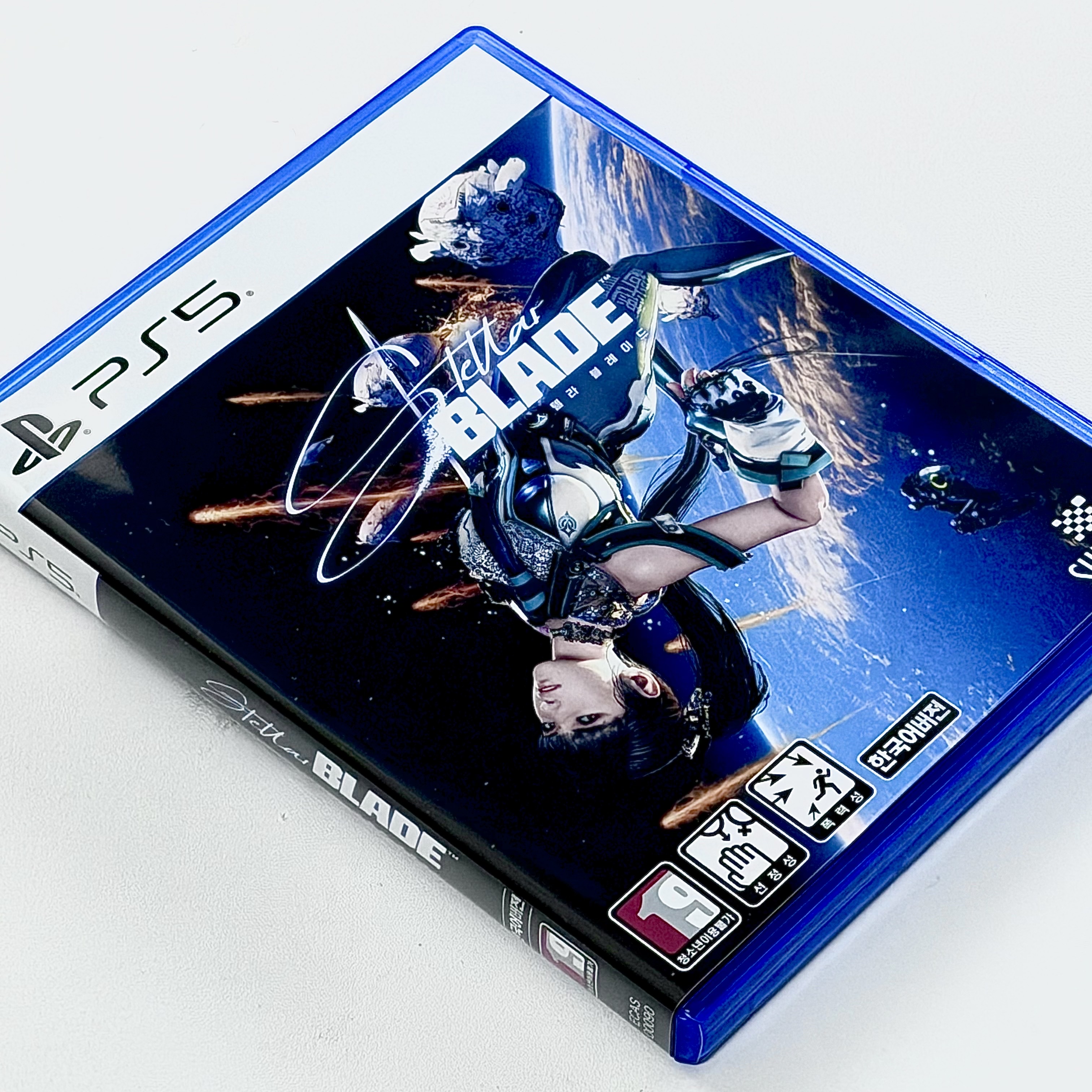 PlayStation 5 Stellar Blade, PlayStation 5 DualSense Wireless Controller White 착용 스타일 - 2